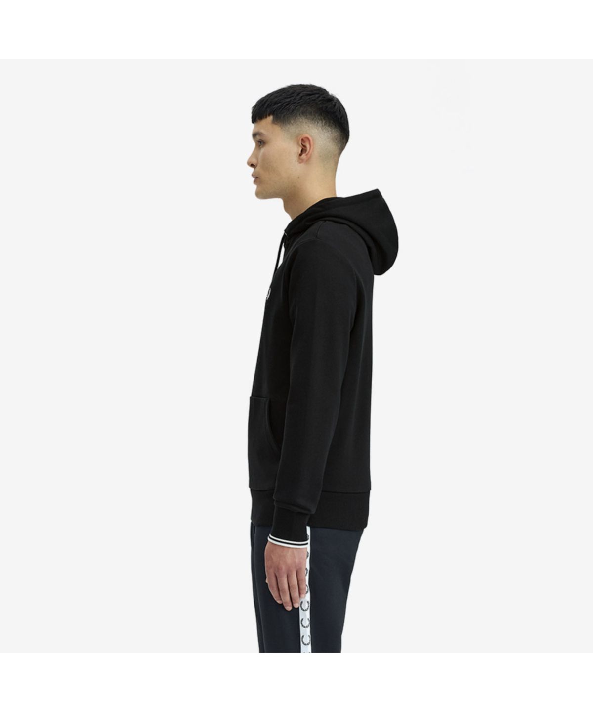 프레드페리(FRED PERRY) [Baseline] 팁 후드 스웻셔츠 - 블랙 M2643-102