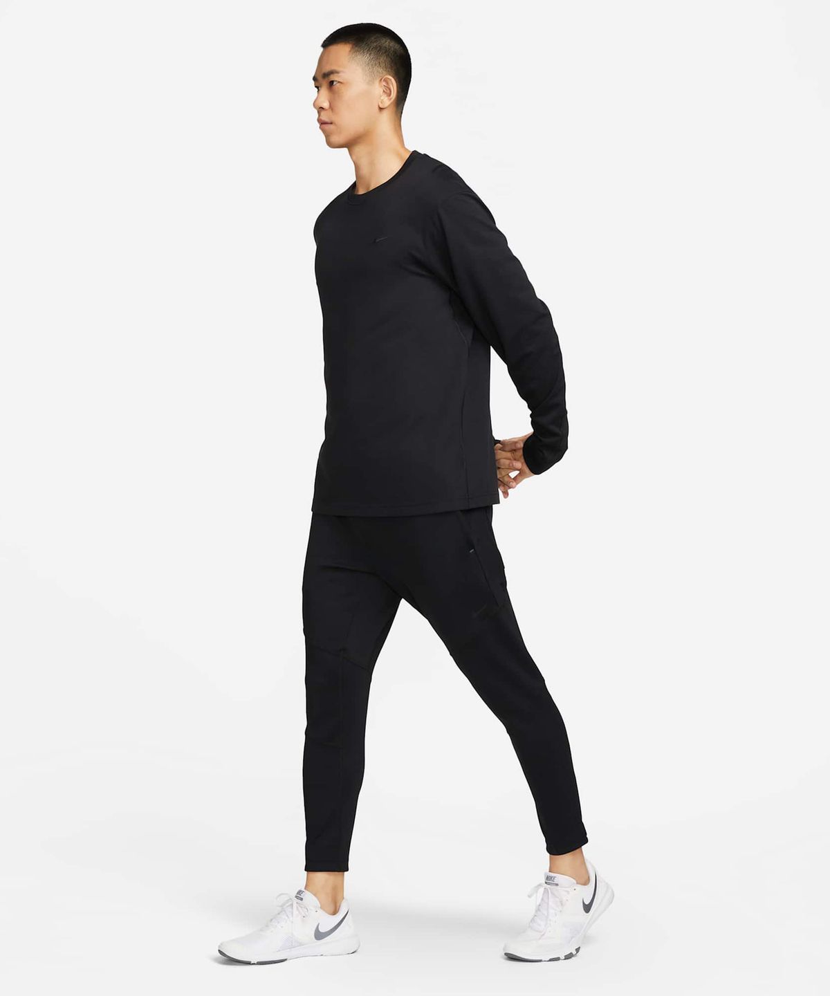 나이키(NIKE) 프라이머리 드라이 핏 긴소매 버서타일 탑 M - 블랙 / FB8586-010