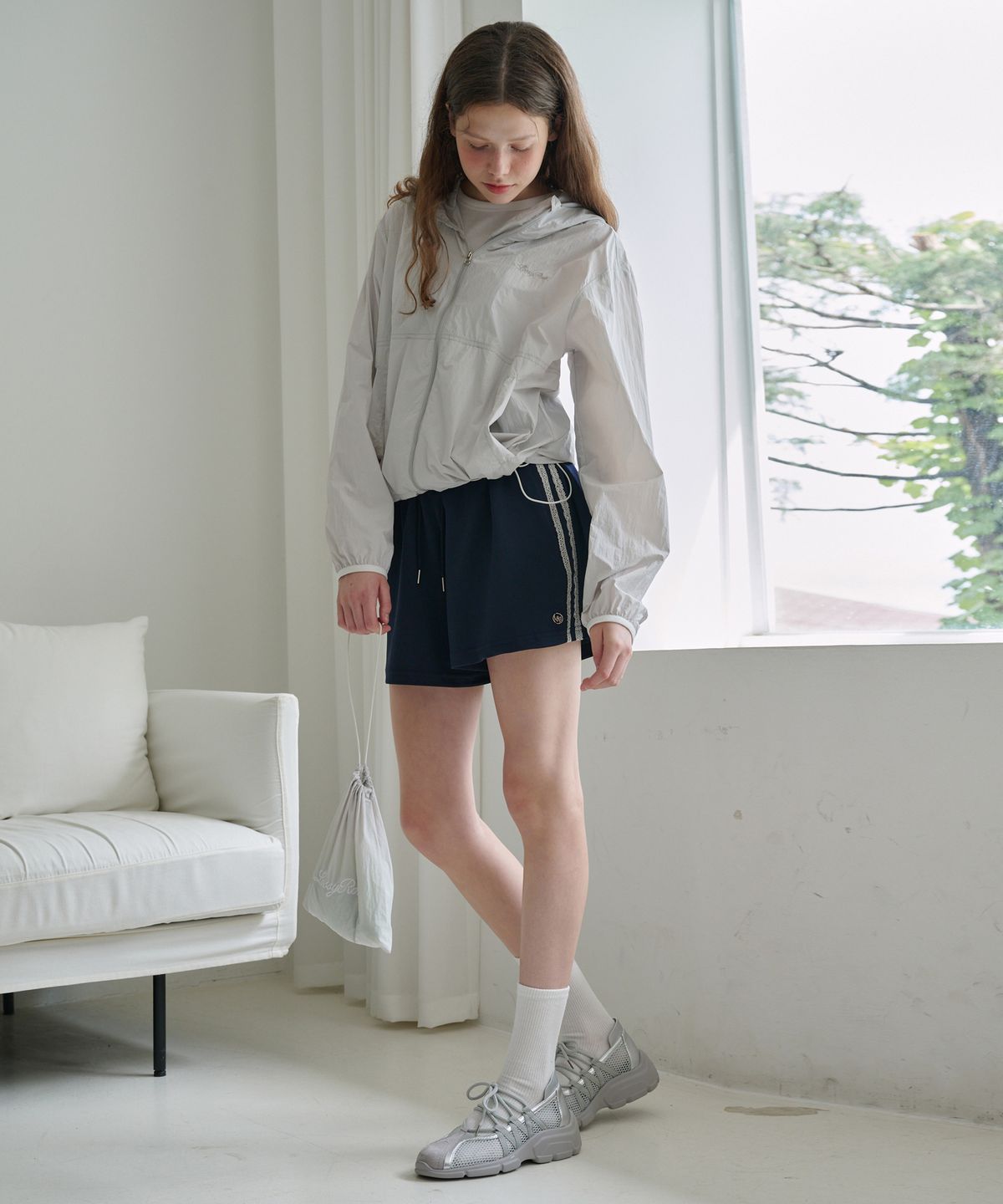로시로우(LOSSYROW) Lace Line Training Shorts Navy