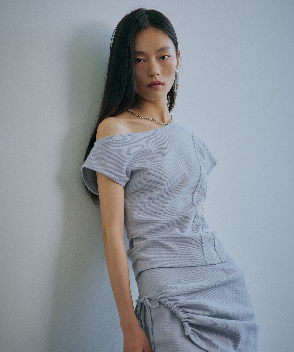 백시(BEKSI) UNBALANCE SMOCK T-SHIRT, SKY BLUE