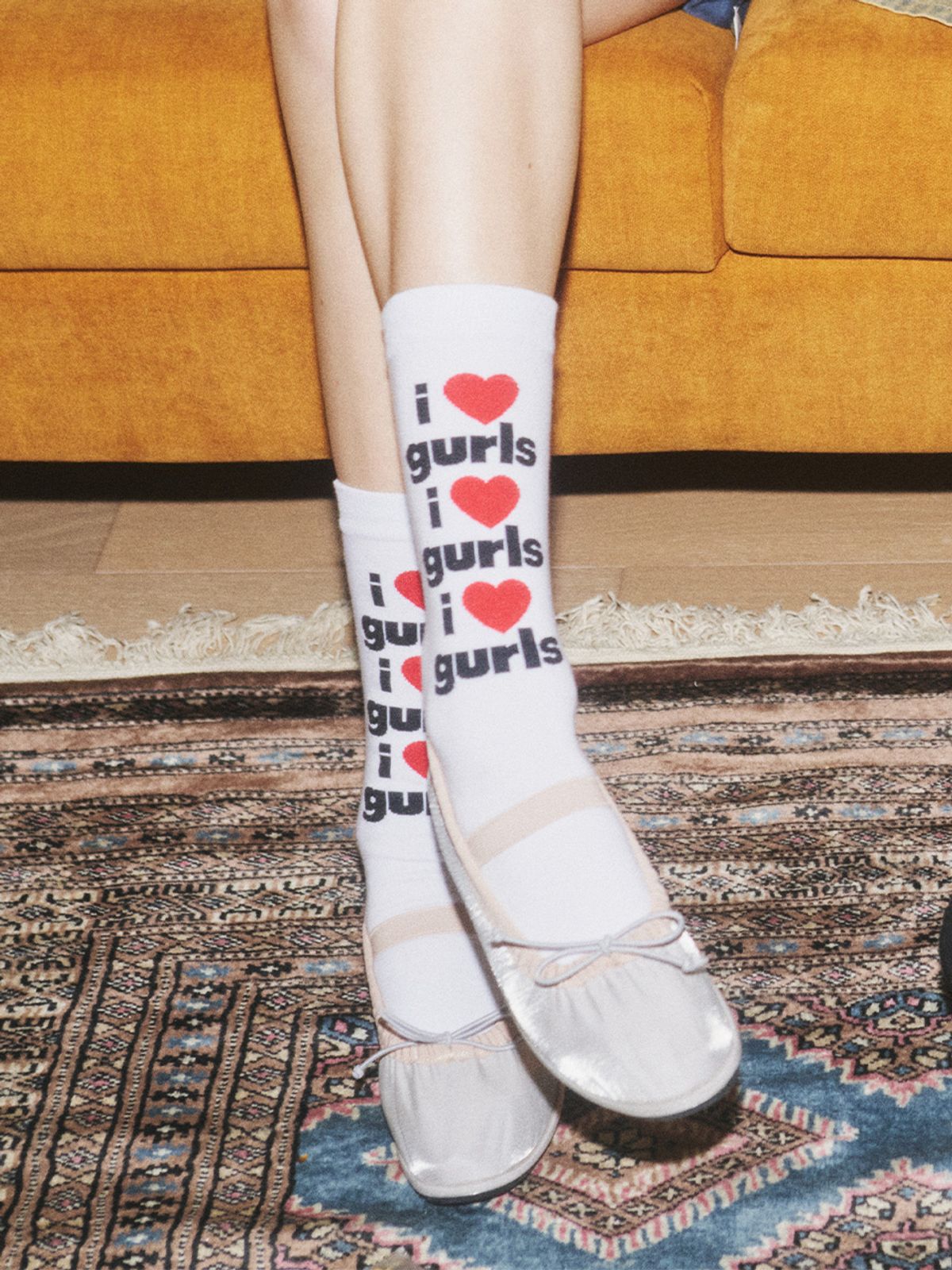 에즈이프 캘리(ASIF CALIE) NEW GURLS KNEE SOCKS WHITE
