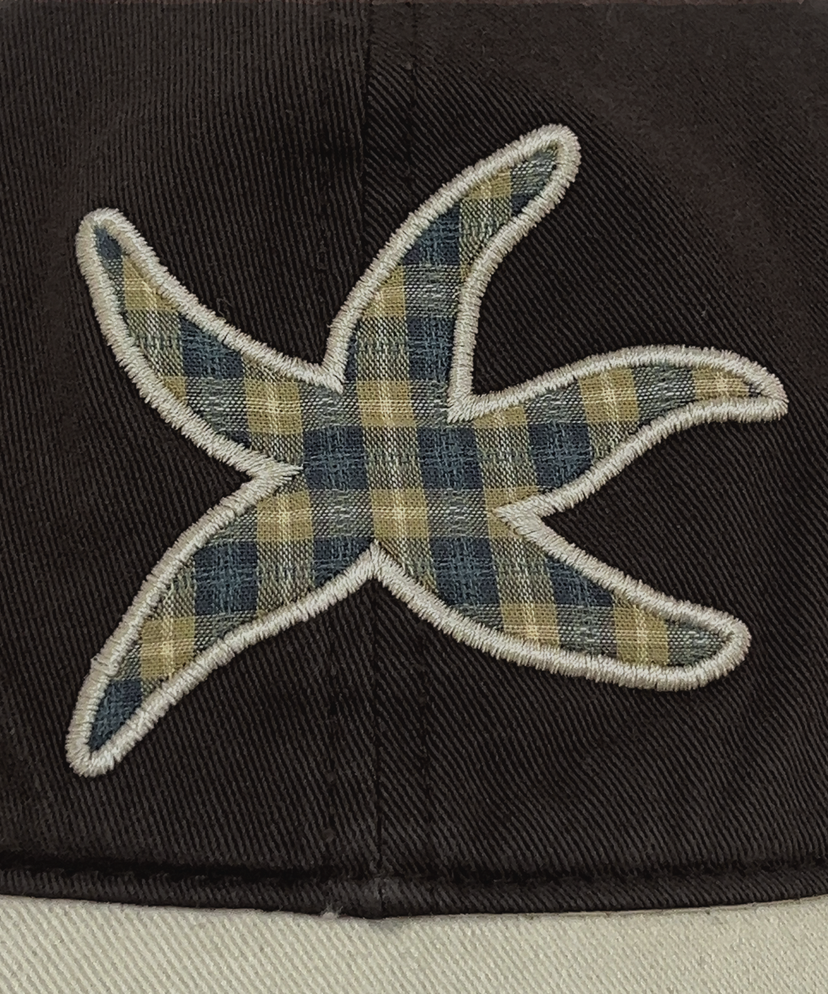 더콜디스트모먼트(THE COLDEST MOMENT) TCM logo patch cap (brown)