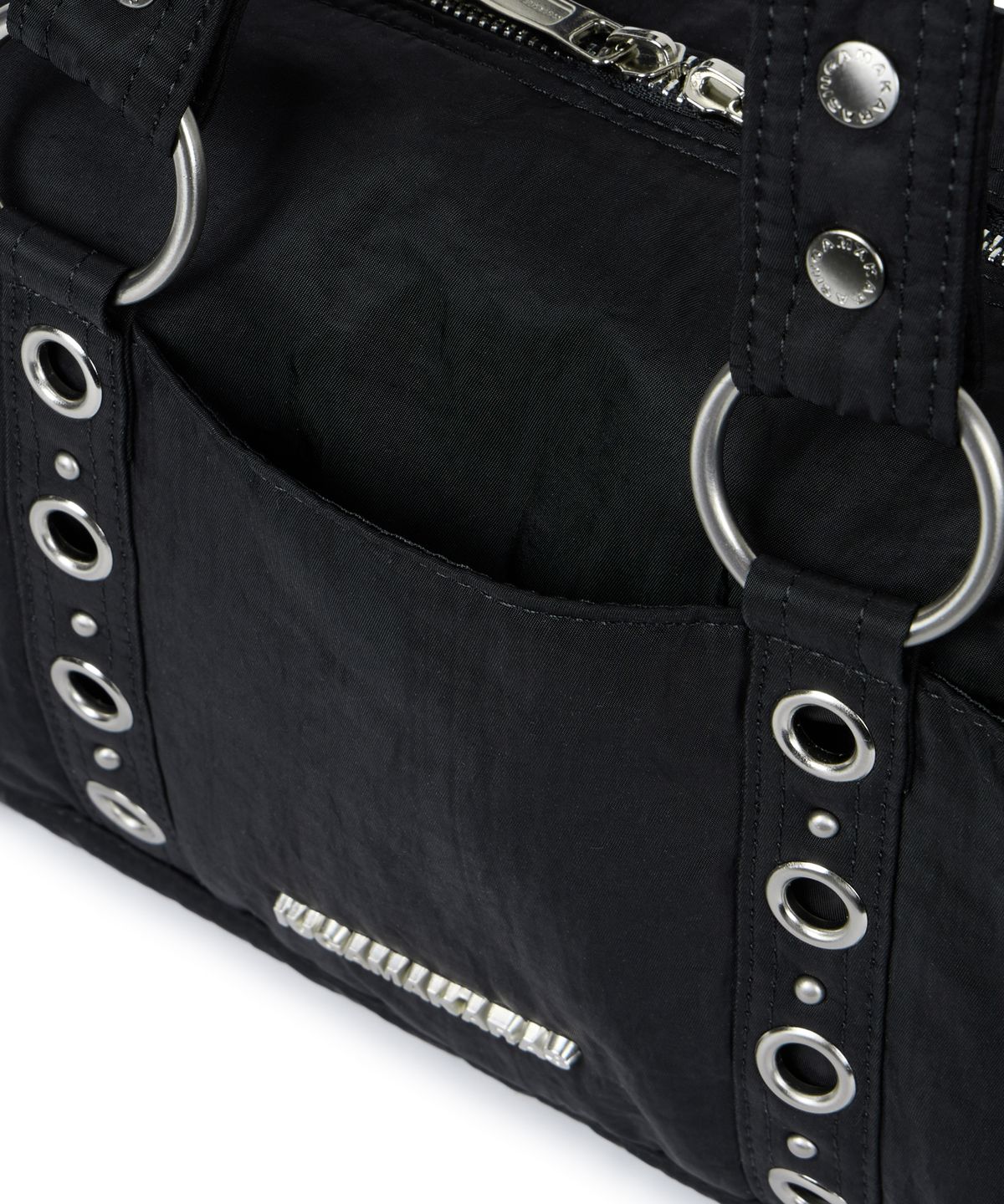 이우가마카라스(IUGAMAKARAS) Nylon Eyelet Duffle Bag (Black)