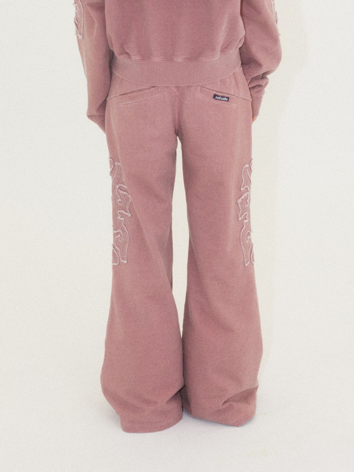 에즈이프 캘리(ASIF CALIE) APPLIQUE BOOTCUT PANTS PINK