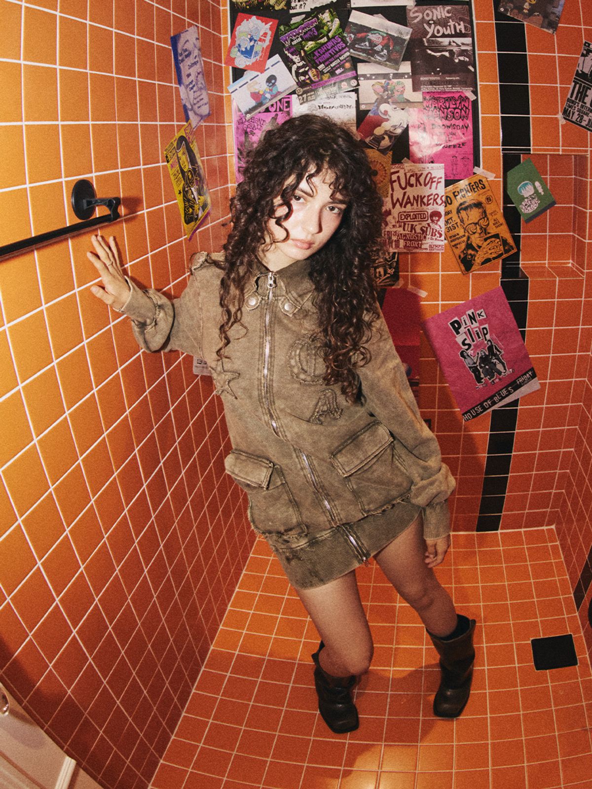 에즈이프 캘리(ASIF CALIE) VINTAGE WASHING ZIP-UP DRESS KHAKI