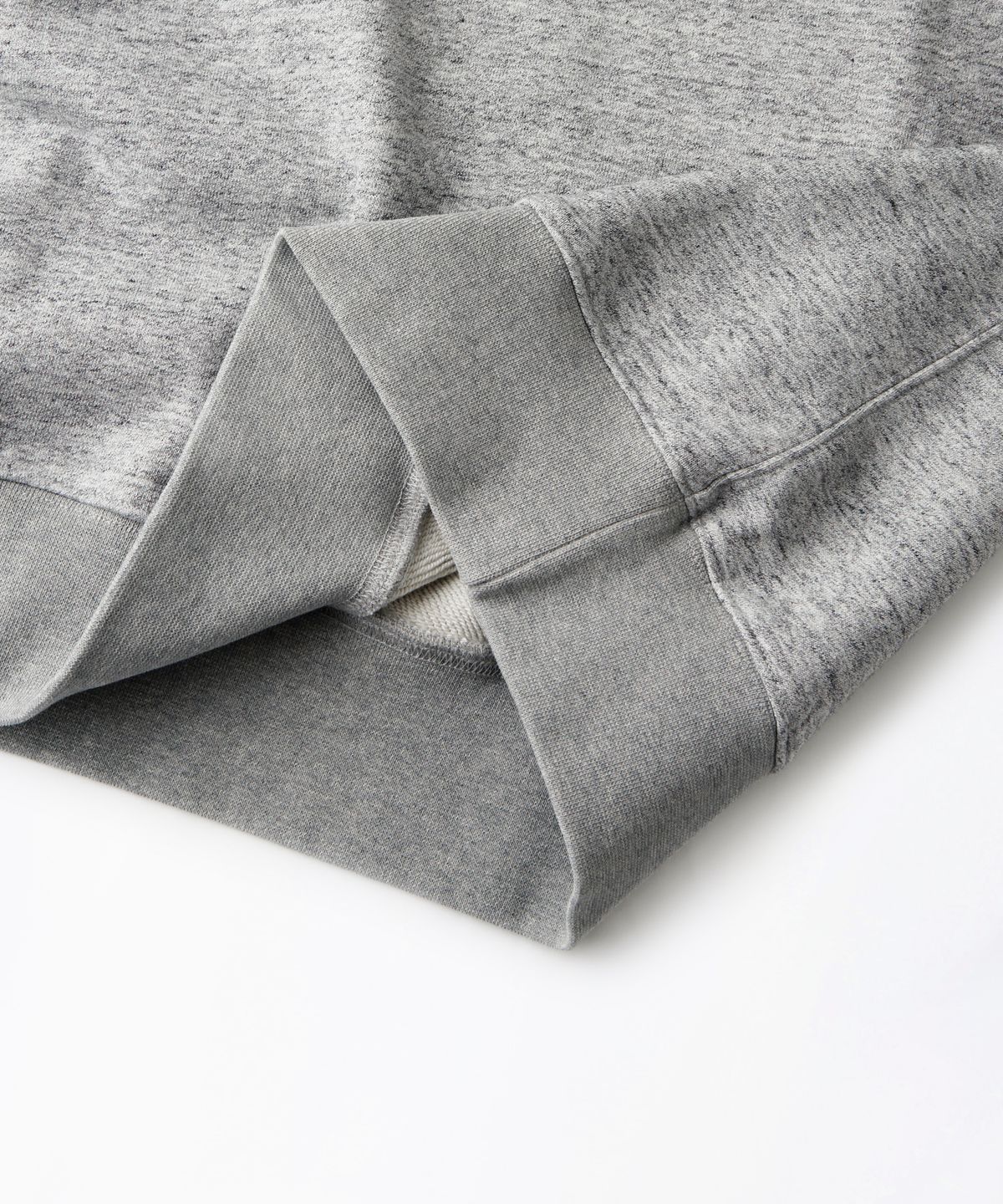 아웃스탠딩(OUTSTANDING) AUTHENTIC COMFORT SWEAT_HEATHER GRAY