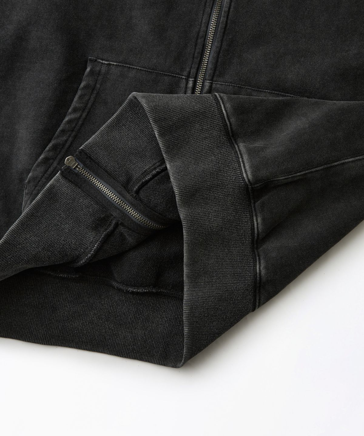 아웃스탠딩(OUTSTANDING) AUTHENTIC COMFORT HOOD ZIP SWEAT_VINTAGE CHARCOAL