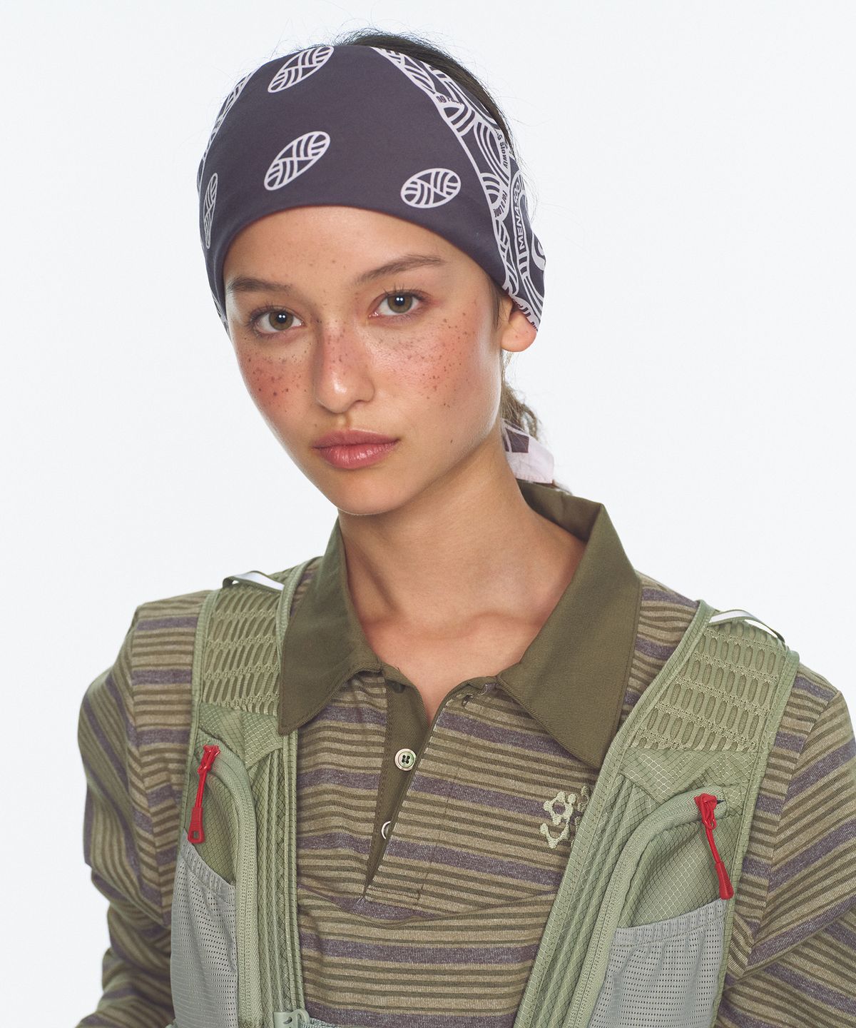 미나수(MENASOO) MNS Bandana Scarf Kerchief_Brown