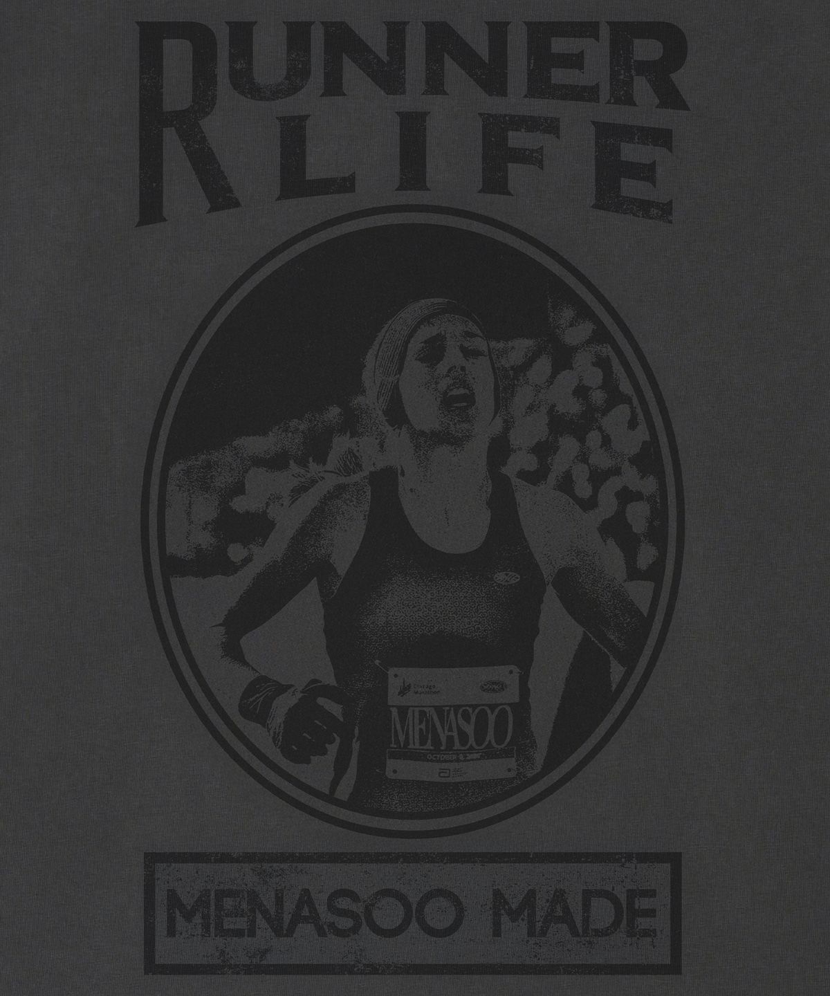 미나수(MENASOO) 275g Heavy Cotton Runner Graffiti Pigment T Shirt_Black