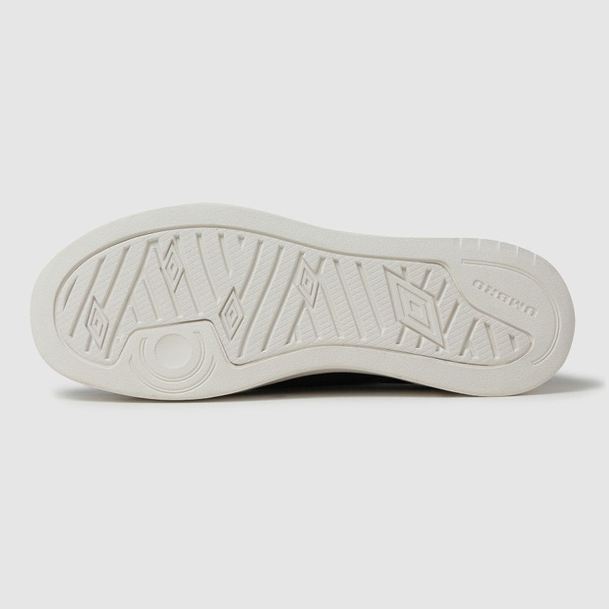 엄브로(UMBRO) MELLI PLATFORM (멜리 플랫폼) 블랙(UQ323CCU70)