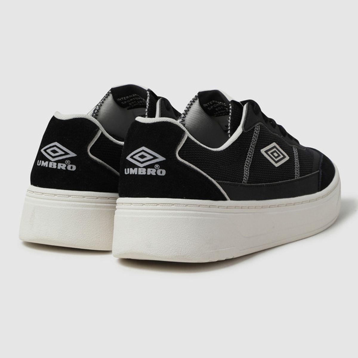 엄브로(UMBRO) MELLI PLATFORM (멜리 플랫폼) 블랙(UQ323CCU70)