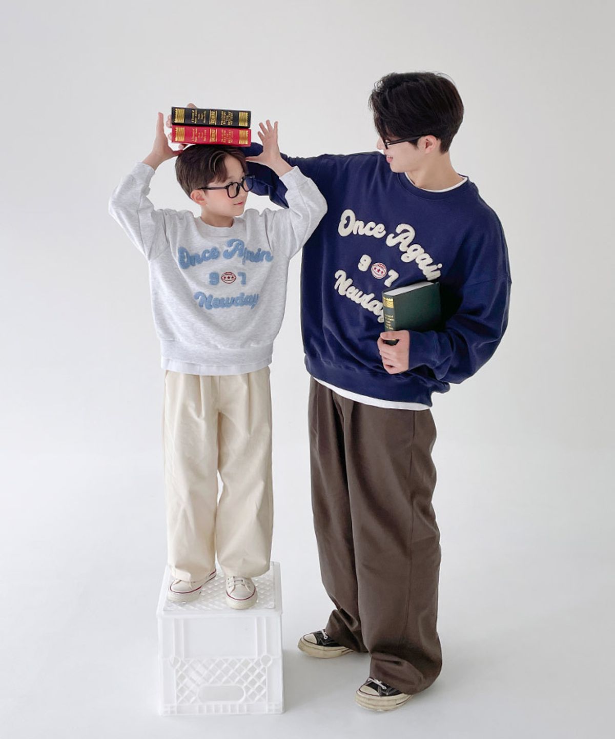 베리클로젯(BERRYCLOSET) 어게인 보이 맨투맨