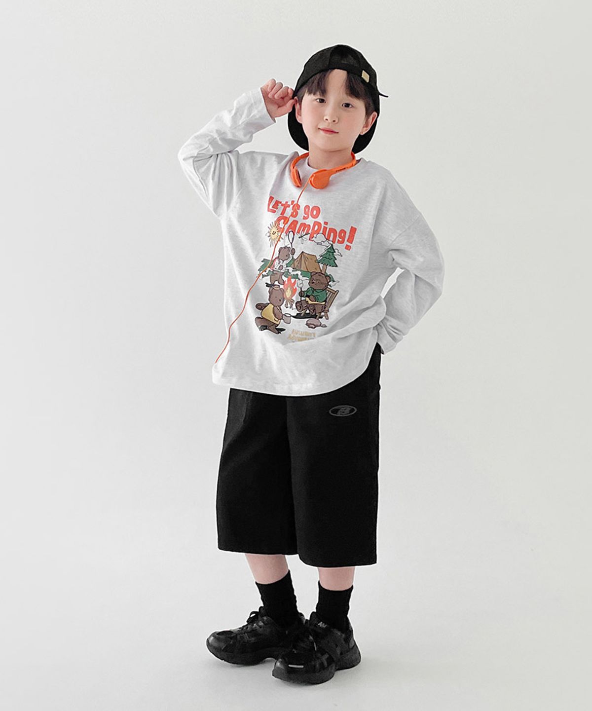 베리클로젯(BERRYCLOSET) 레츠 고 캠핑 티셔츠
