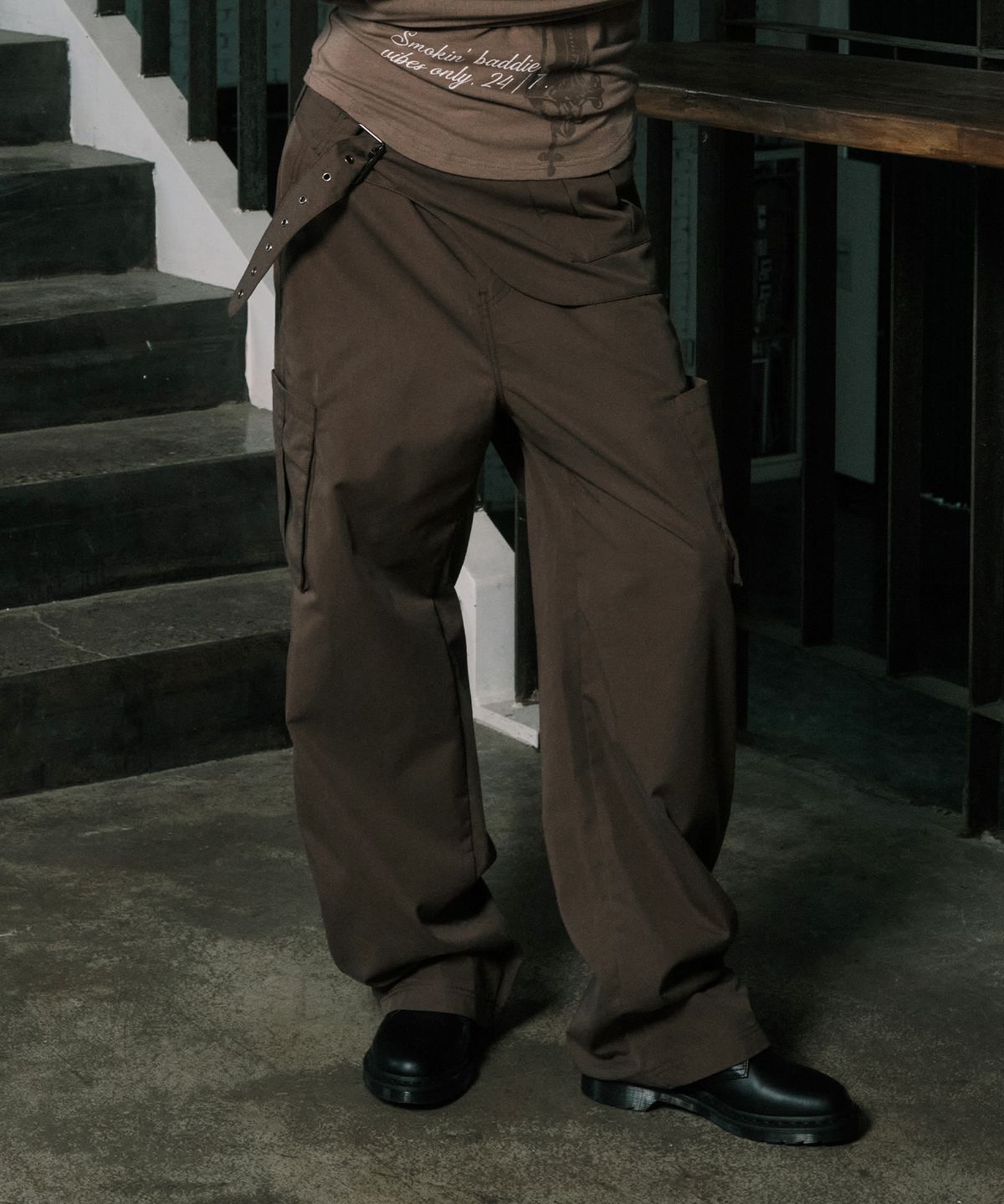 엔와이엑스엑스(NYXX) 2-PIECE BELT PANTS BROWN