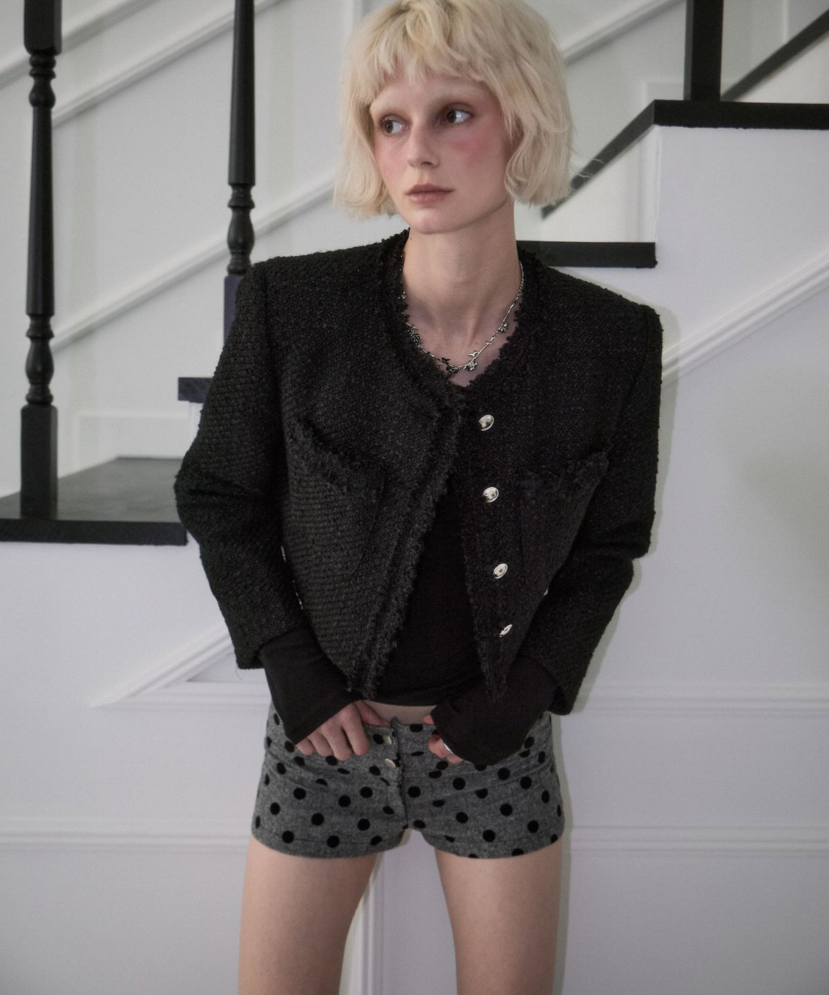 로제프란츠(ROSEFRANTZ) Fringe Crop Tweed Jacket [Black]