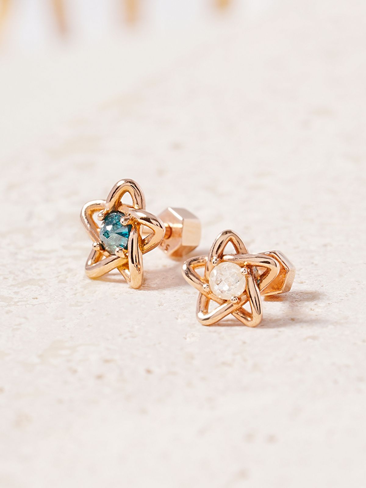 미니멀피어싱(MINIMALPIERCING) 14K 스타라인 러프 다이아몬드 피어싱 귀걸이