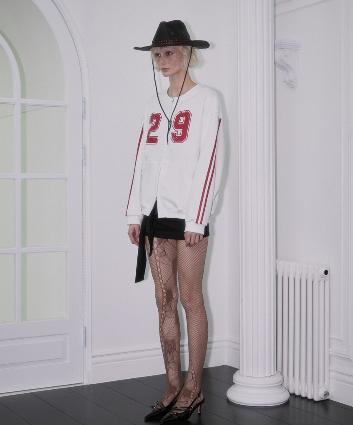 로제프란츠(ROSEFRANTZ) Star Track Sweat Zip-up [Ivory]