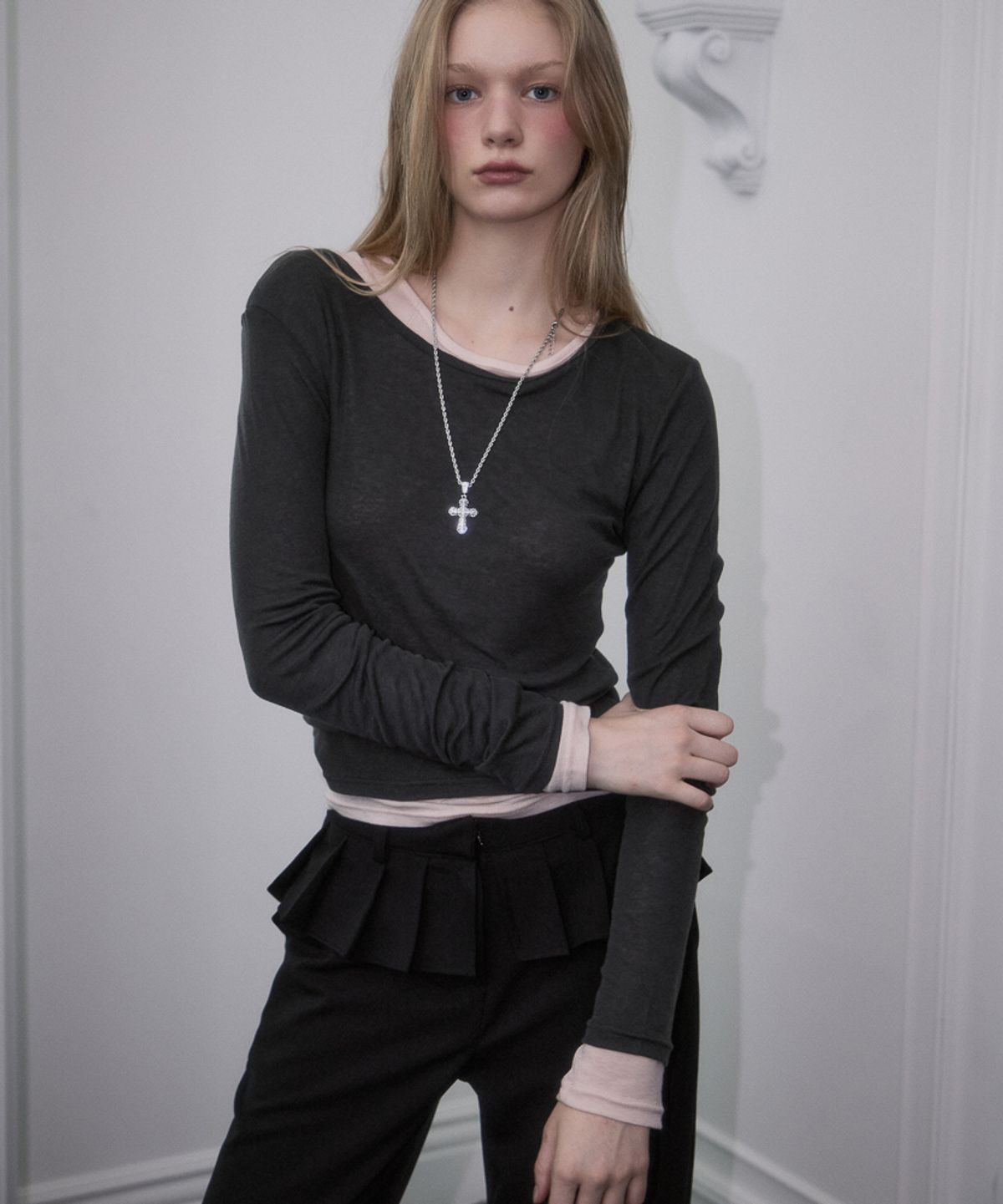 로제프란츠(ROSEFRANTZ) Essential Layered Long Sleeve [Charcoal]