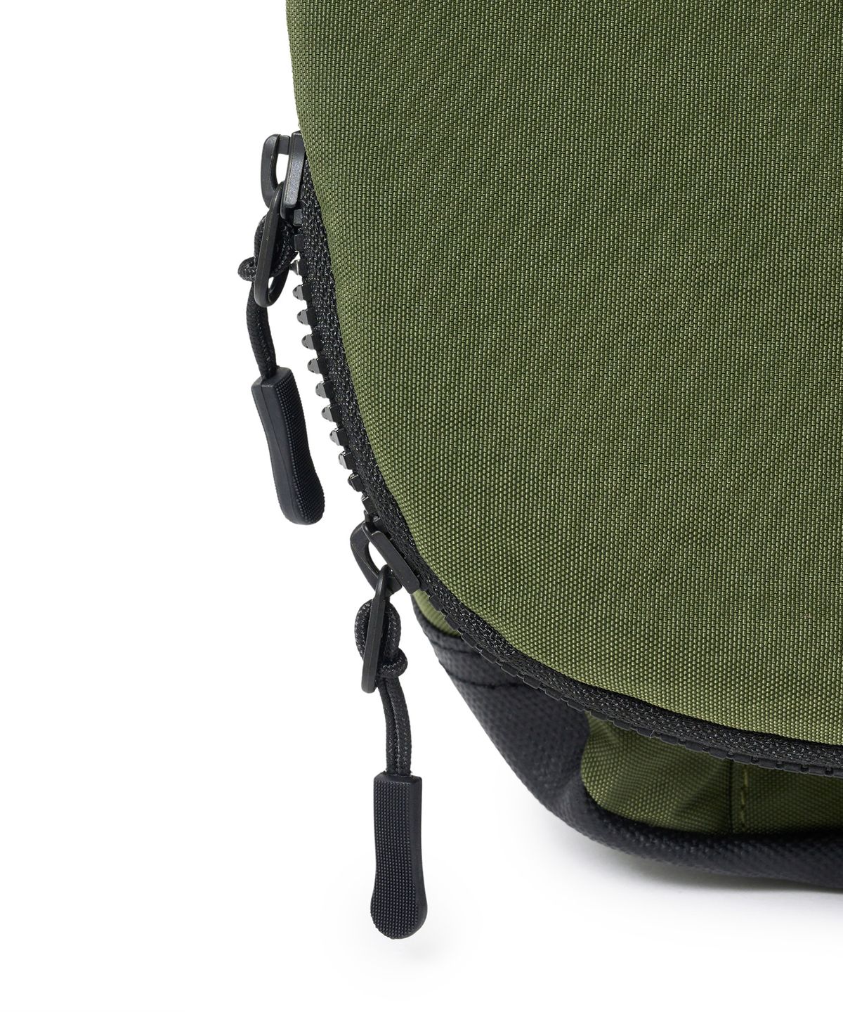 브라운브레스(BROWNBREATH) STRIVE MINI MESSENGER BAG - KHAKI
