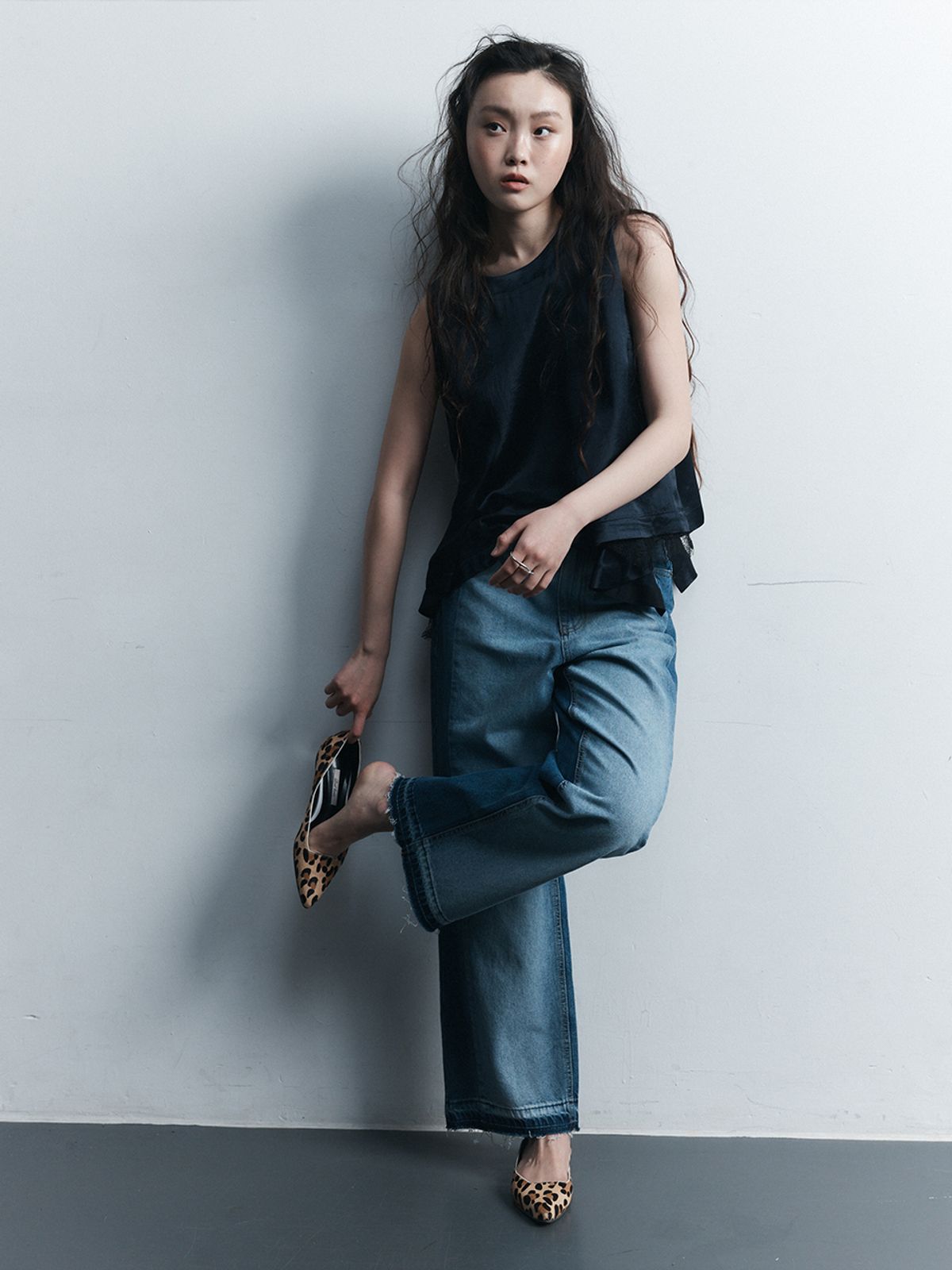 하우스공칠이씨(HAUS072C) LOOSE JEANS BLUE