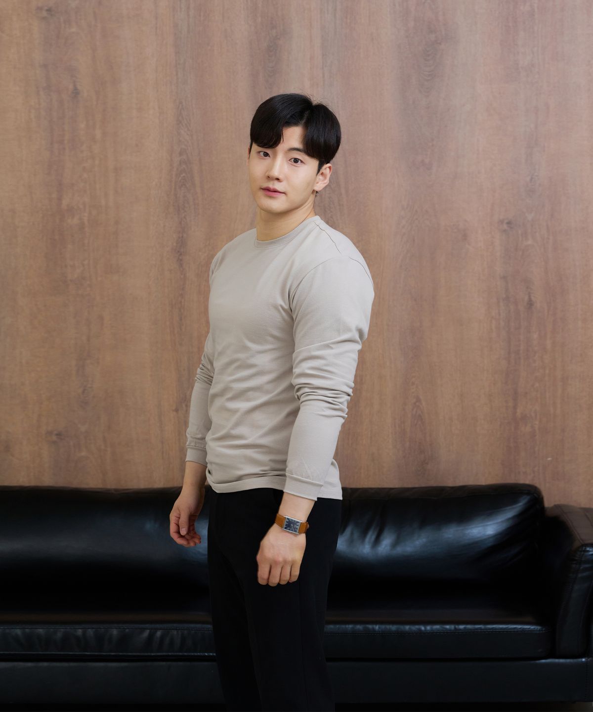 핵쿨남(HECKCOOLNAM) 어깨넓어보이는 남자 머슬핏 긴팔 라운드 티셔츠