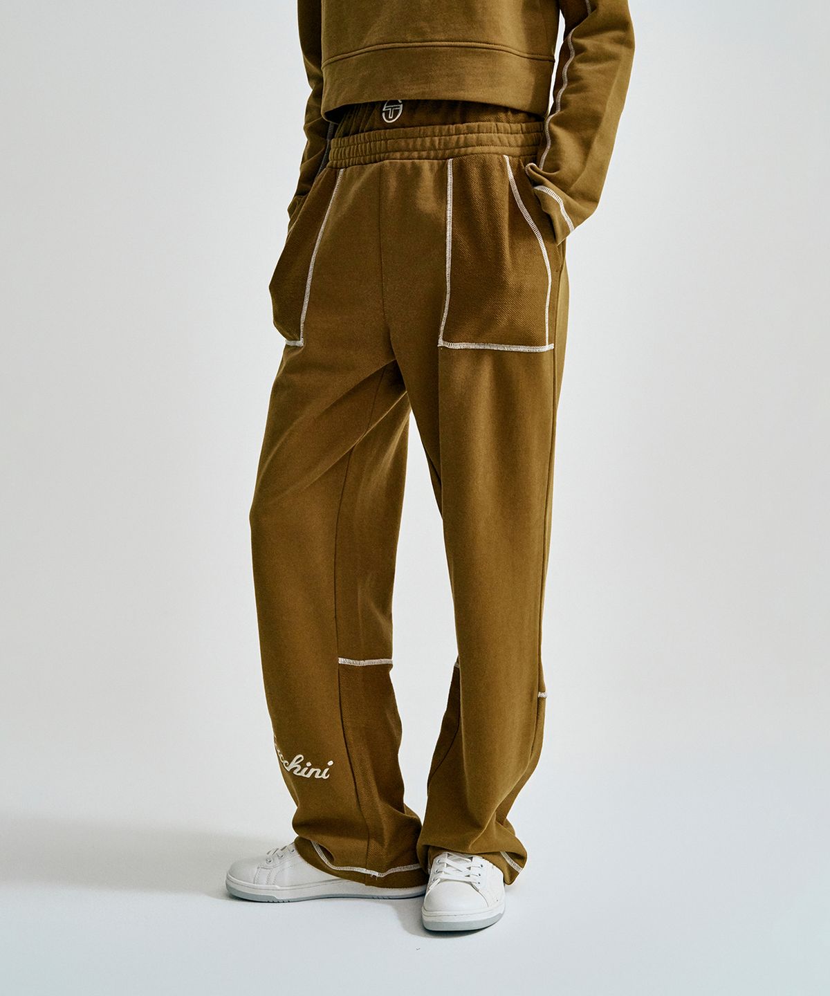 세르지오 타키니(SERGIO TACCHINI) W 그레타 릴렉스핏 스웻 팬츠 (Camel)