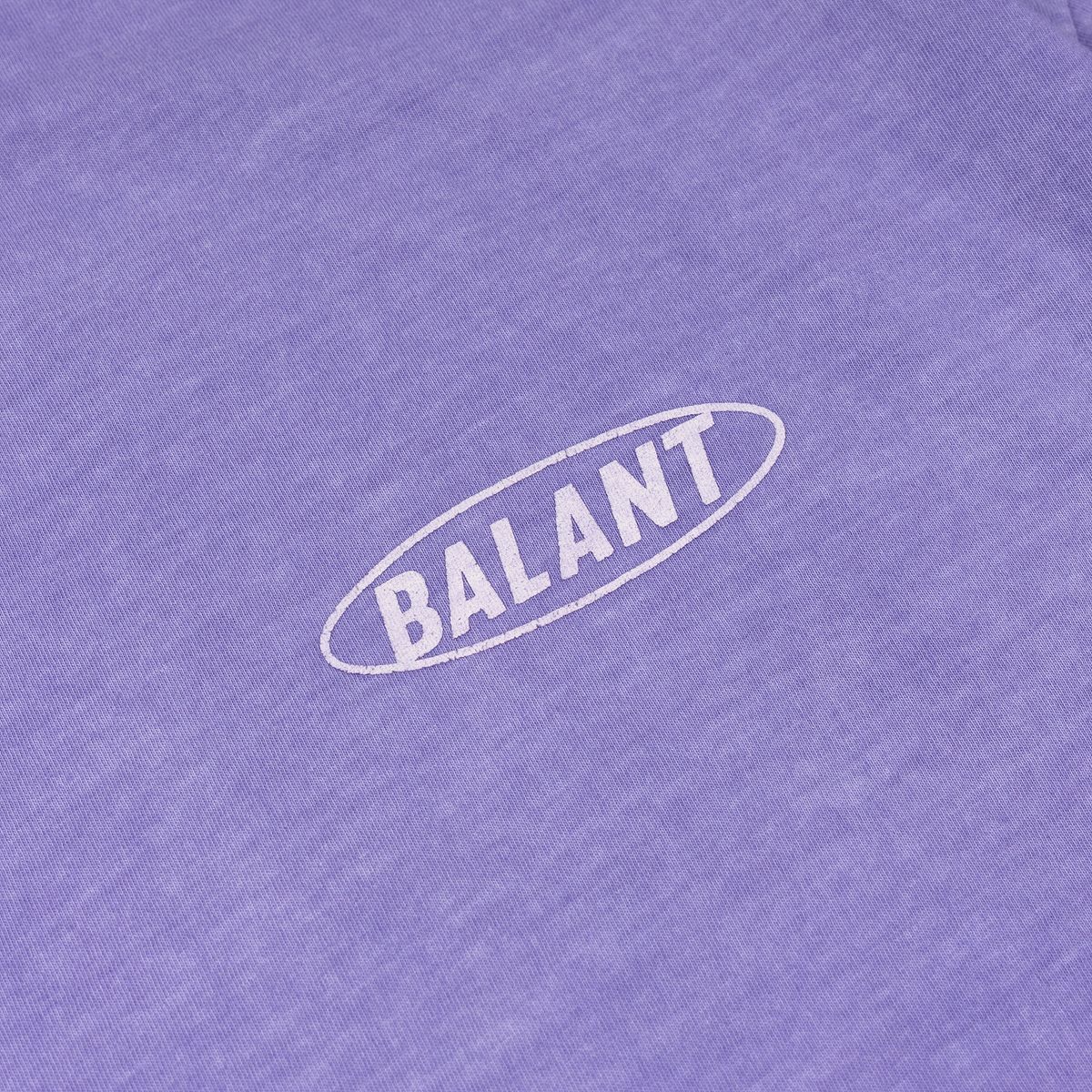 발란트(BALANT) 피그먼트 웨잇인온 이슈 티셔츠 - 퍼플