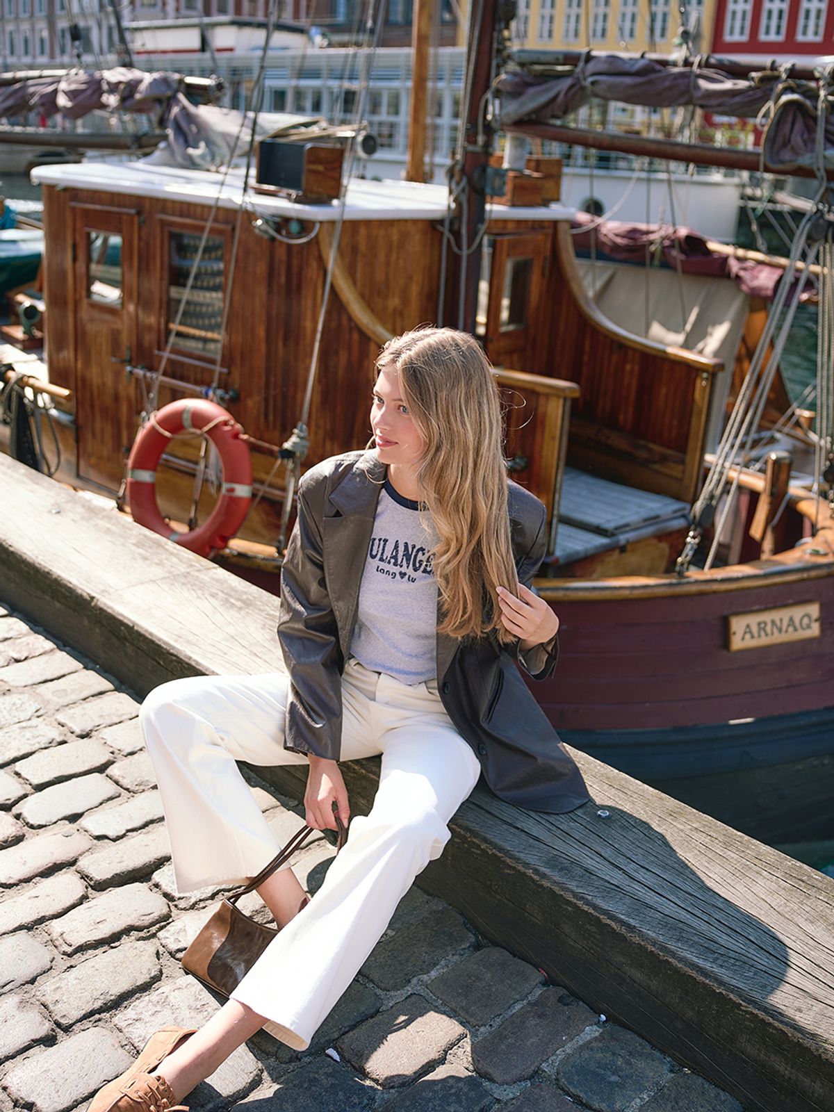 랭앤루(LANGNLU) BOULANGERIE Raglan T-Shirts(블랑제리)_NAVY