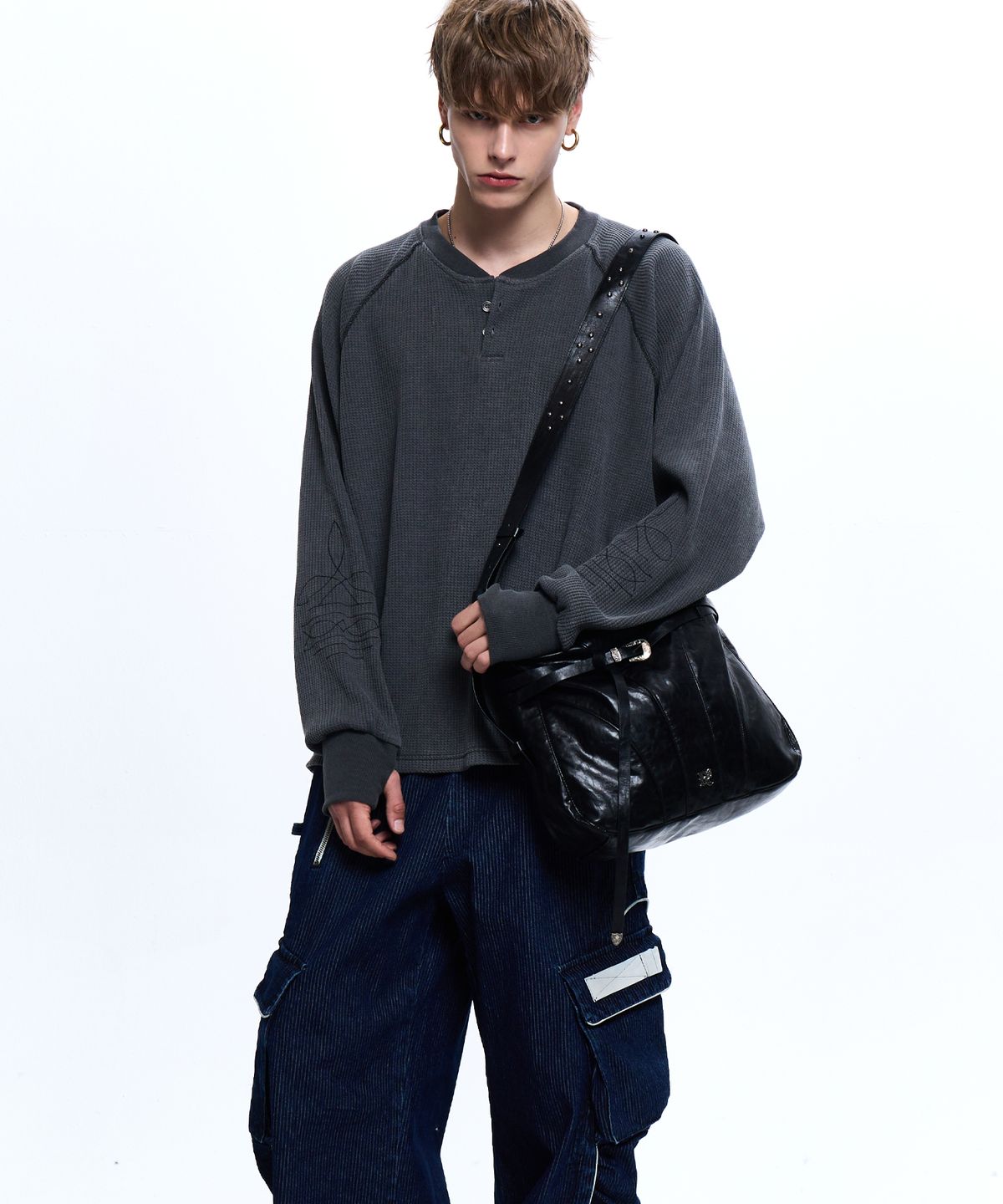 알에스에스씨(RSSC) WASHING WAFFLE HENLEY NECK LONG SLEEVE - CHARCOAL