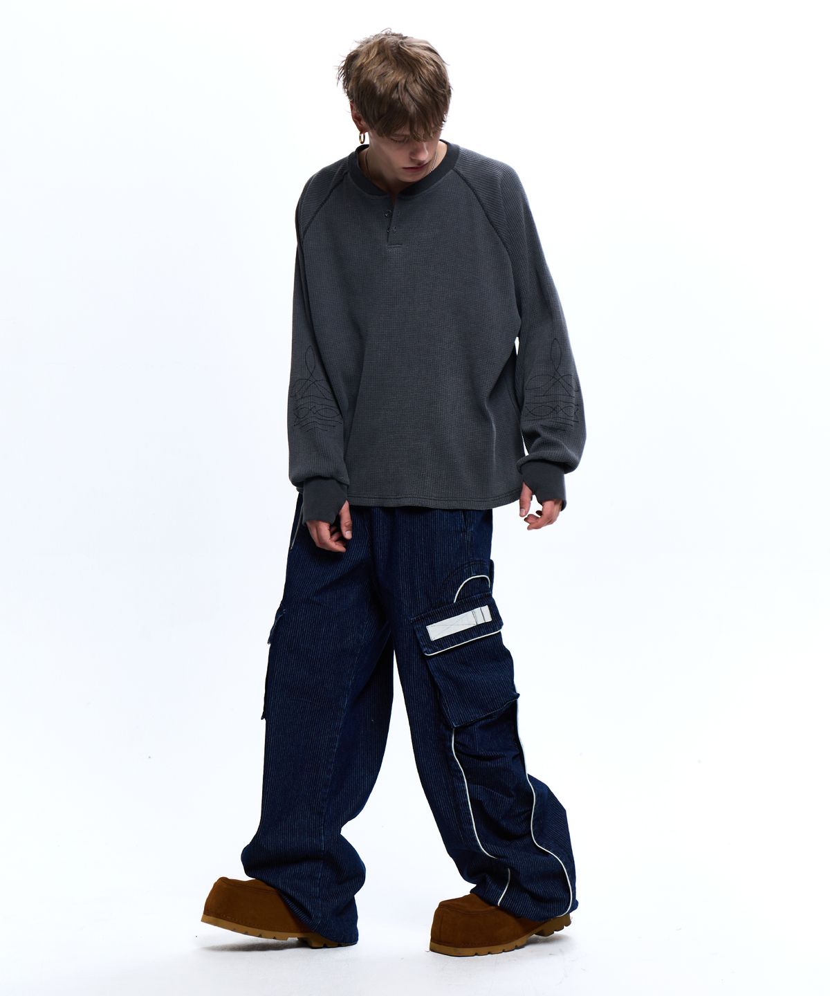알에스에스씨(RSSC) WASHING WAFFLE HENLEY NECK LONG SLEEVE - CHARCOAL
