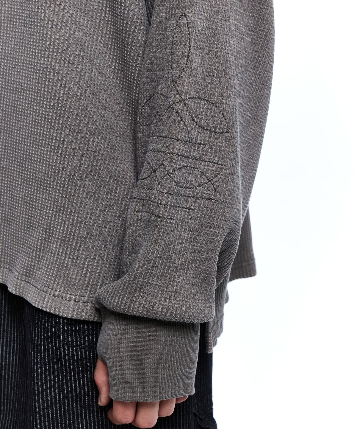 알에스에스씨(RSSC) WASHING WAFFLE HENLEY NECK LONG SLEEVE - ASH GRAY