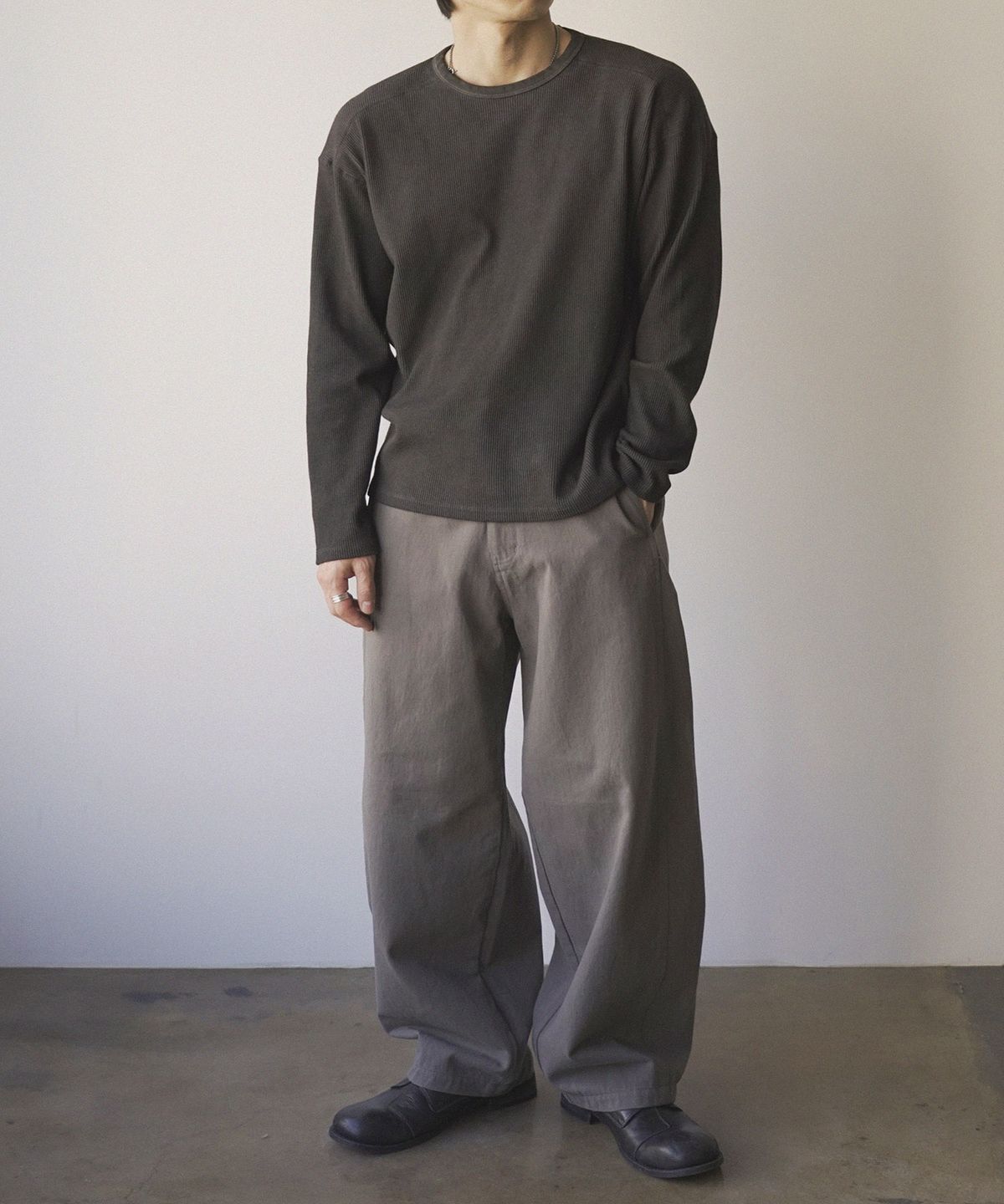 시도(SIIIIDO) FORD SD FRONT LINE CURVED COTTON PANTS #1