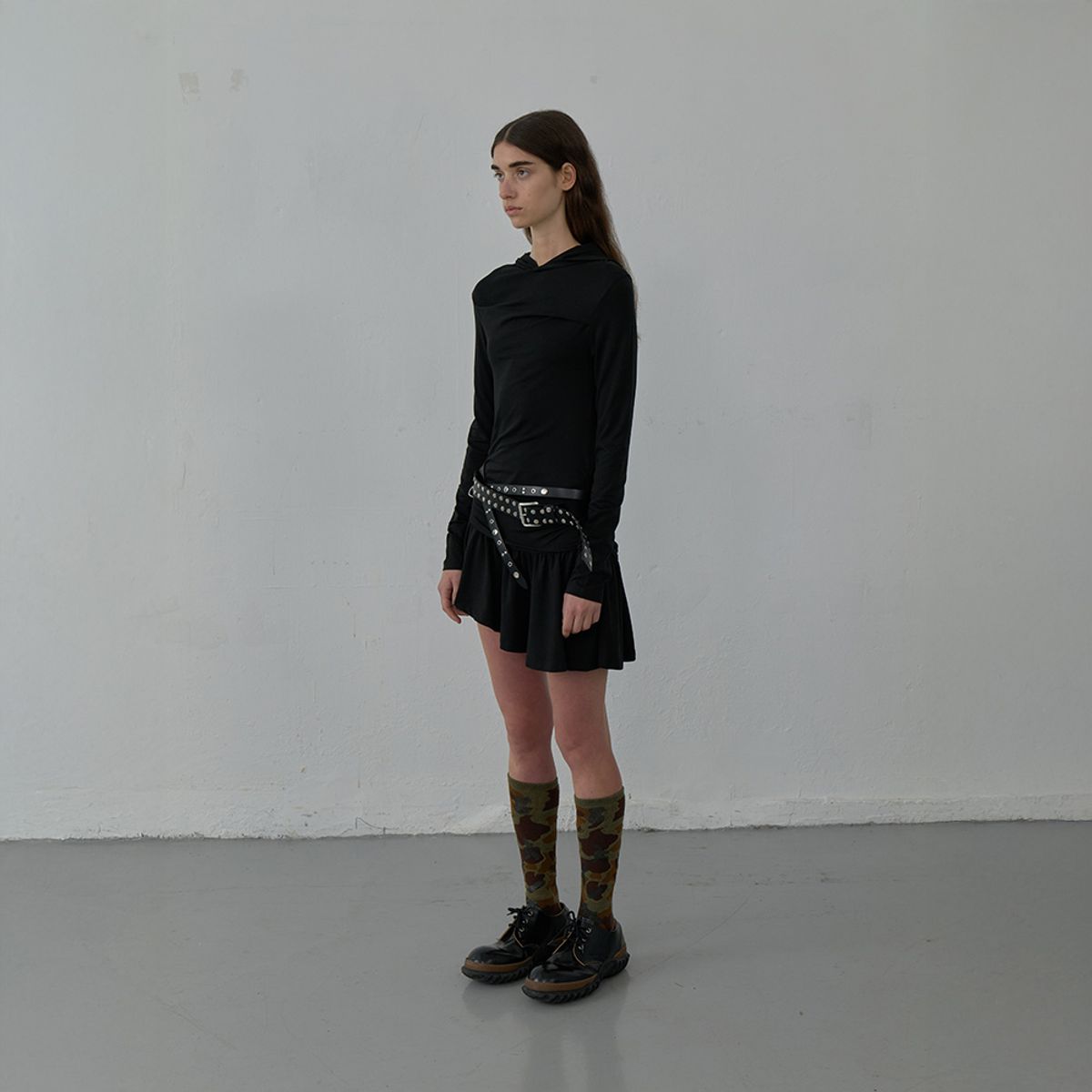 엘씨디씨티엠(LCDC™) HOODED JERSEY DRESS (BLACK)