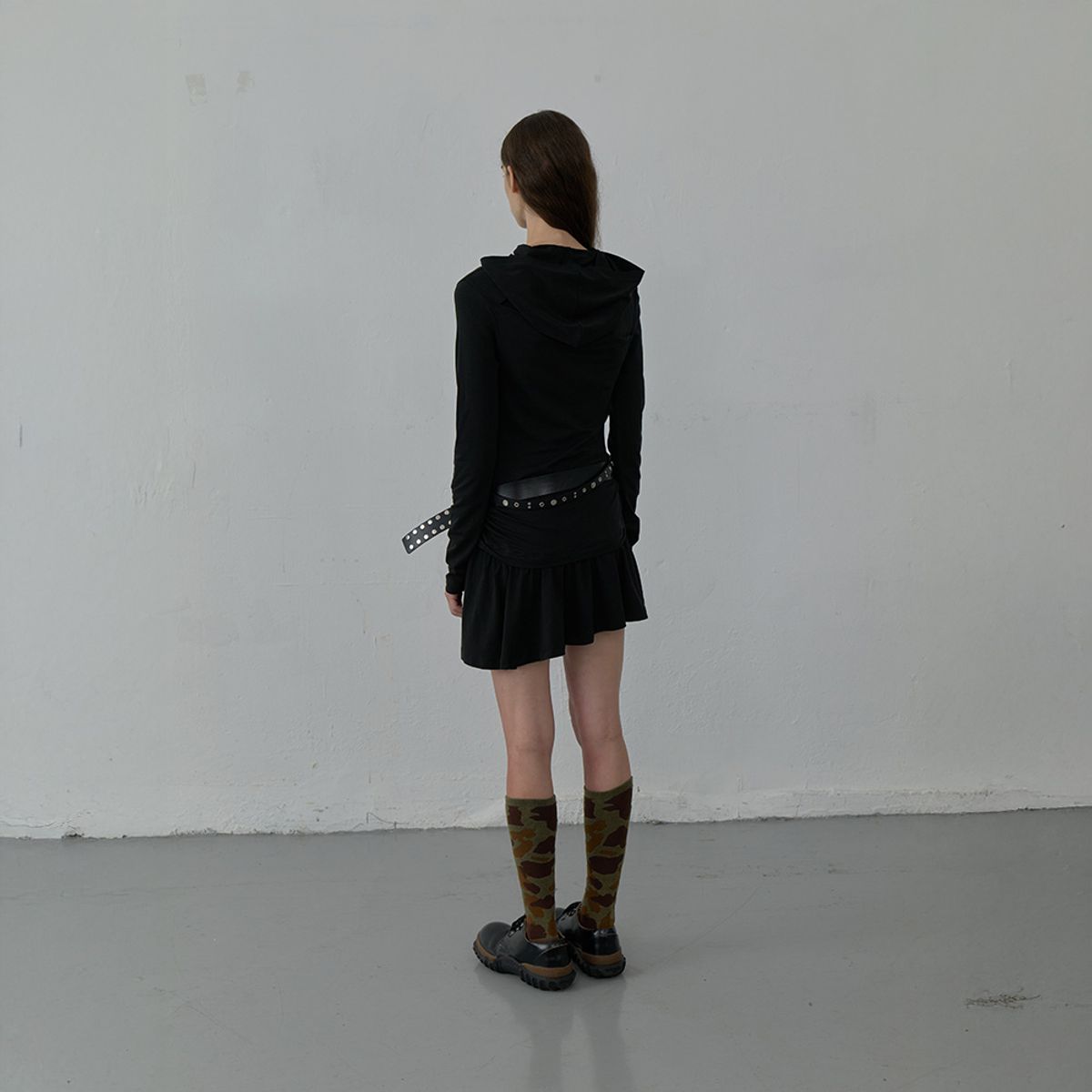 엘씨디씨티엠(LCDC™) HOODED JERSEY DRESS (BLACK)