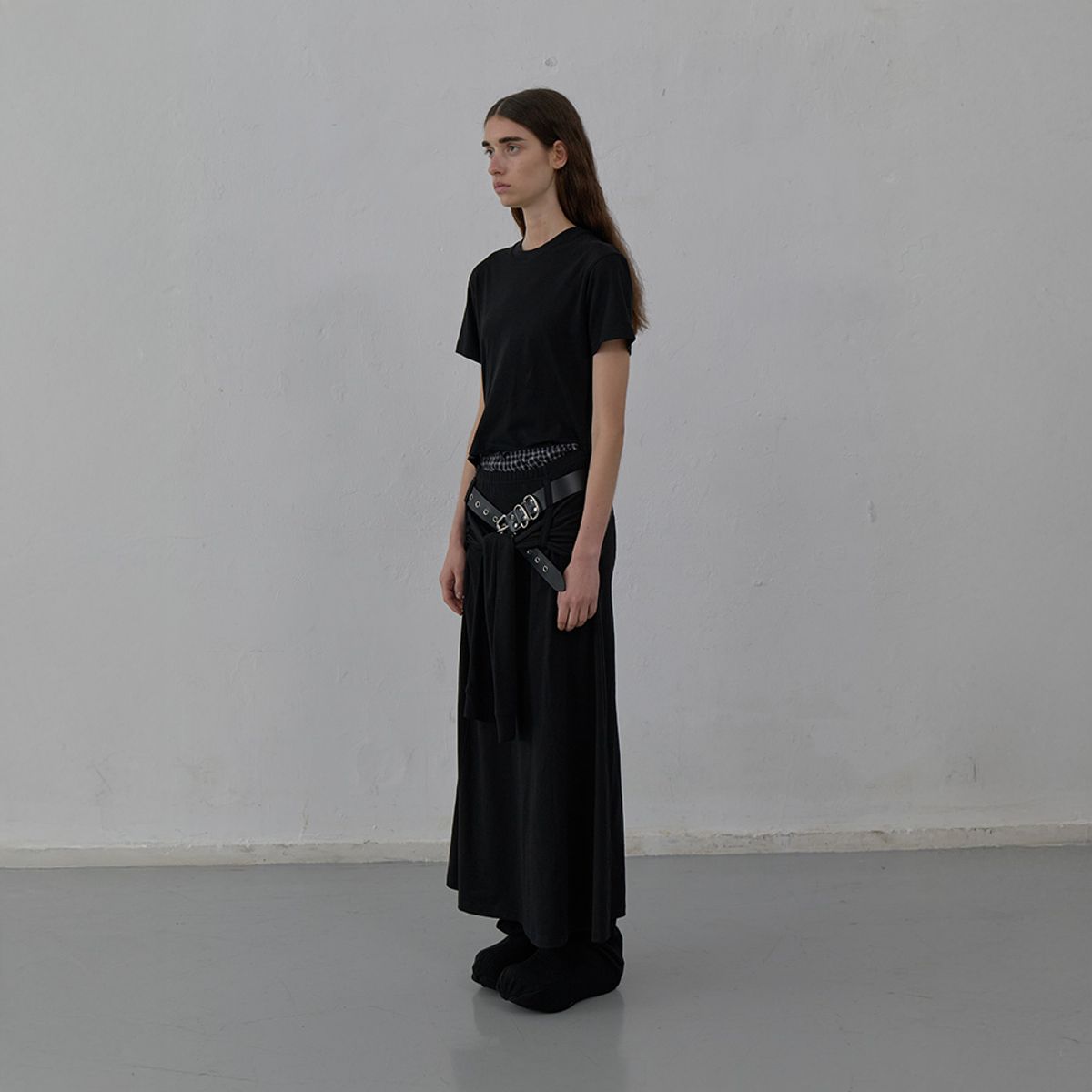 엘씨디씨티엠(LCDC™) TIED WAIST DRESS (BLACK)