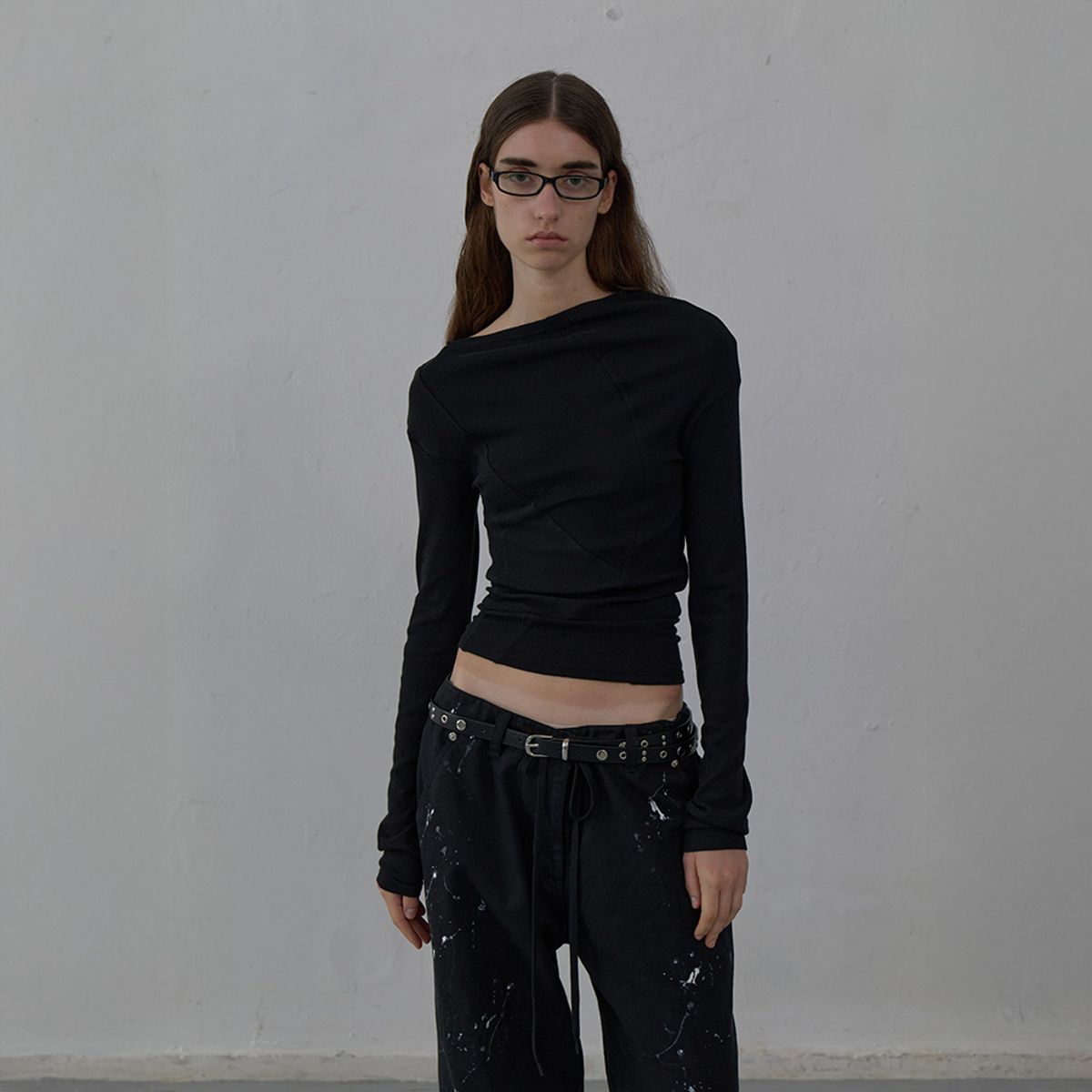 엘씨디씨티엠(LCDC™) NEW CURVED LONG SLEEVE TOP (BLACK)