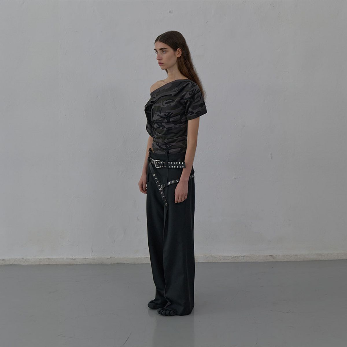 엘씨디씨티엠(LCDC™) BELTED TAILORED TROUSERS (BLACK)