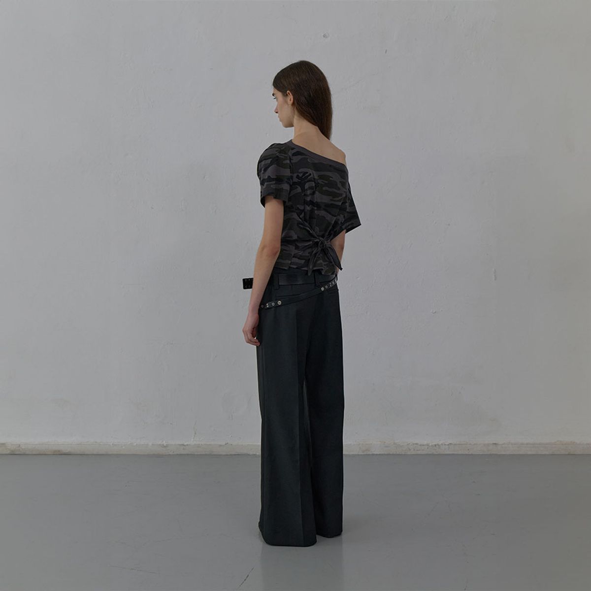 엘씨디씨티엠(LCDC™) BELTED TAILORED TROUSERS (BLACK)
