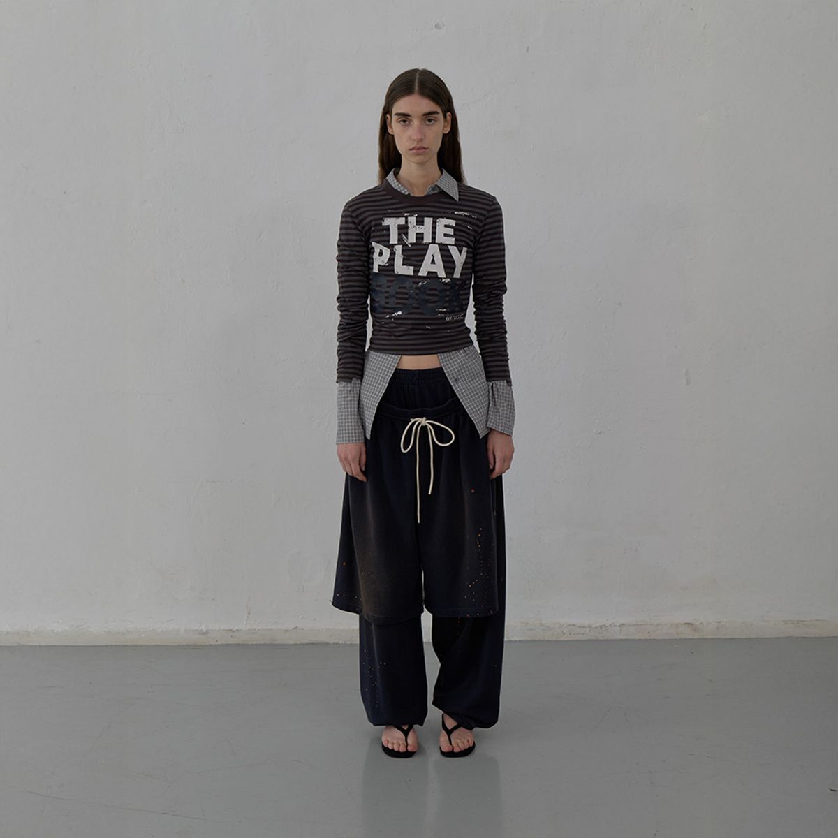엘씨디씨티엠(LCDC™) LAYERED DETAIL JERSEY PANTS (NAVY)