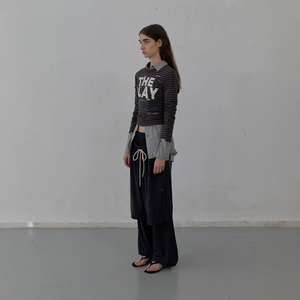 엘씨디씨티엠(LCDC™) LAYERED DETAIL JERSEY PANTS (NAVY)