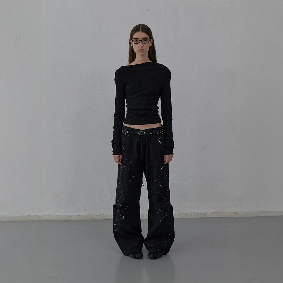 엘씨디씨티엠(LCDC™) PAINT EFFECT WIDE-LEG TROUSERS (BLACK)