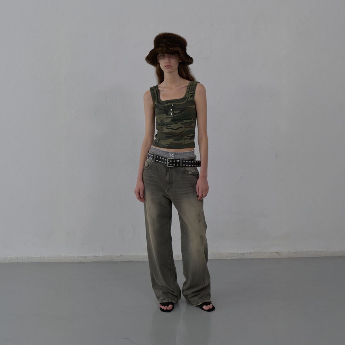 엘씨디씨티엠(LCDC™) PEACHED SEMI-WIDE DENIM (GREY)
