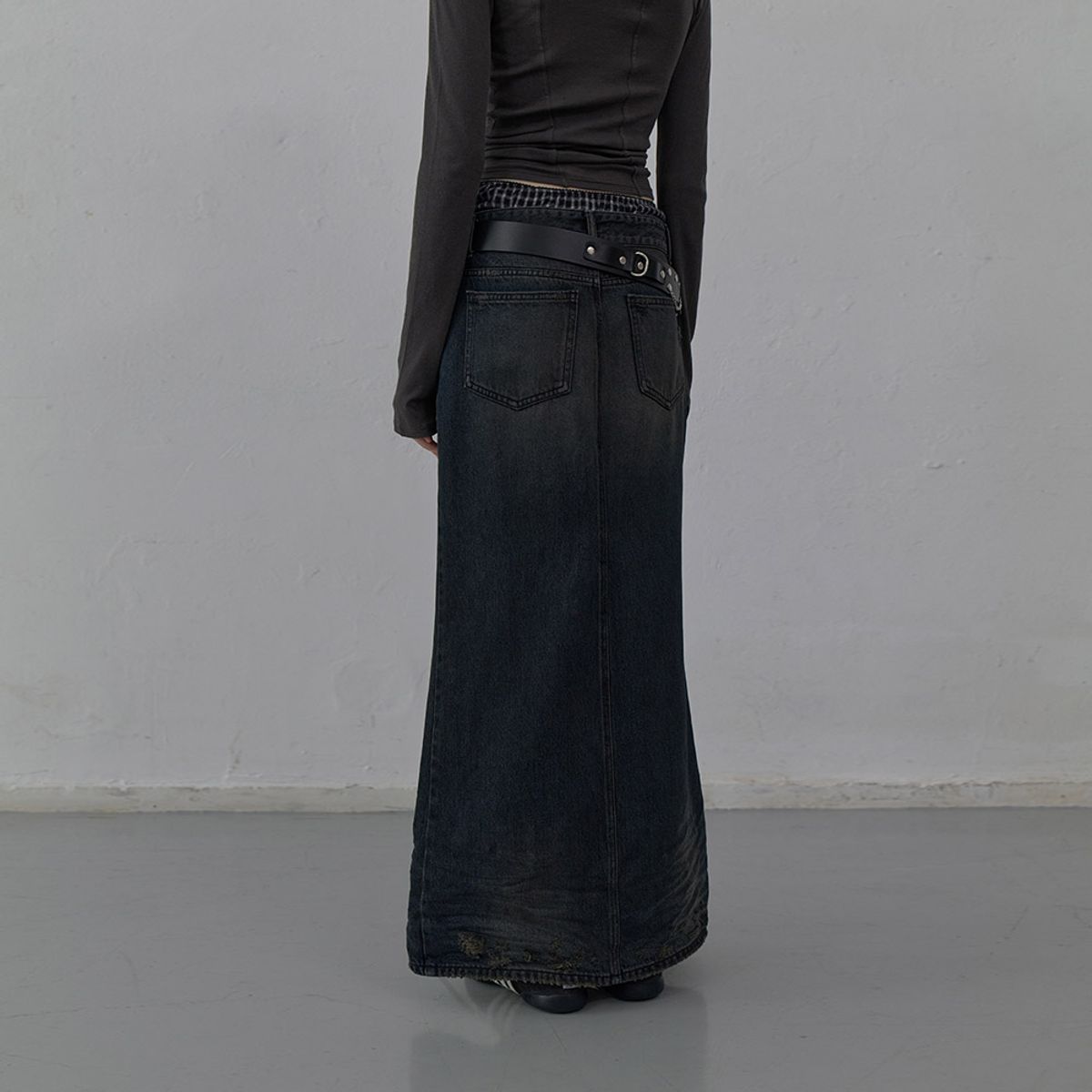 엘씨디씨티엠(LCDC™) DENIM LONG SKIRT (DARK BLUE)