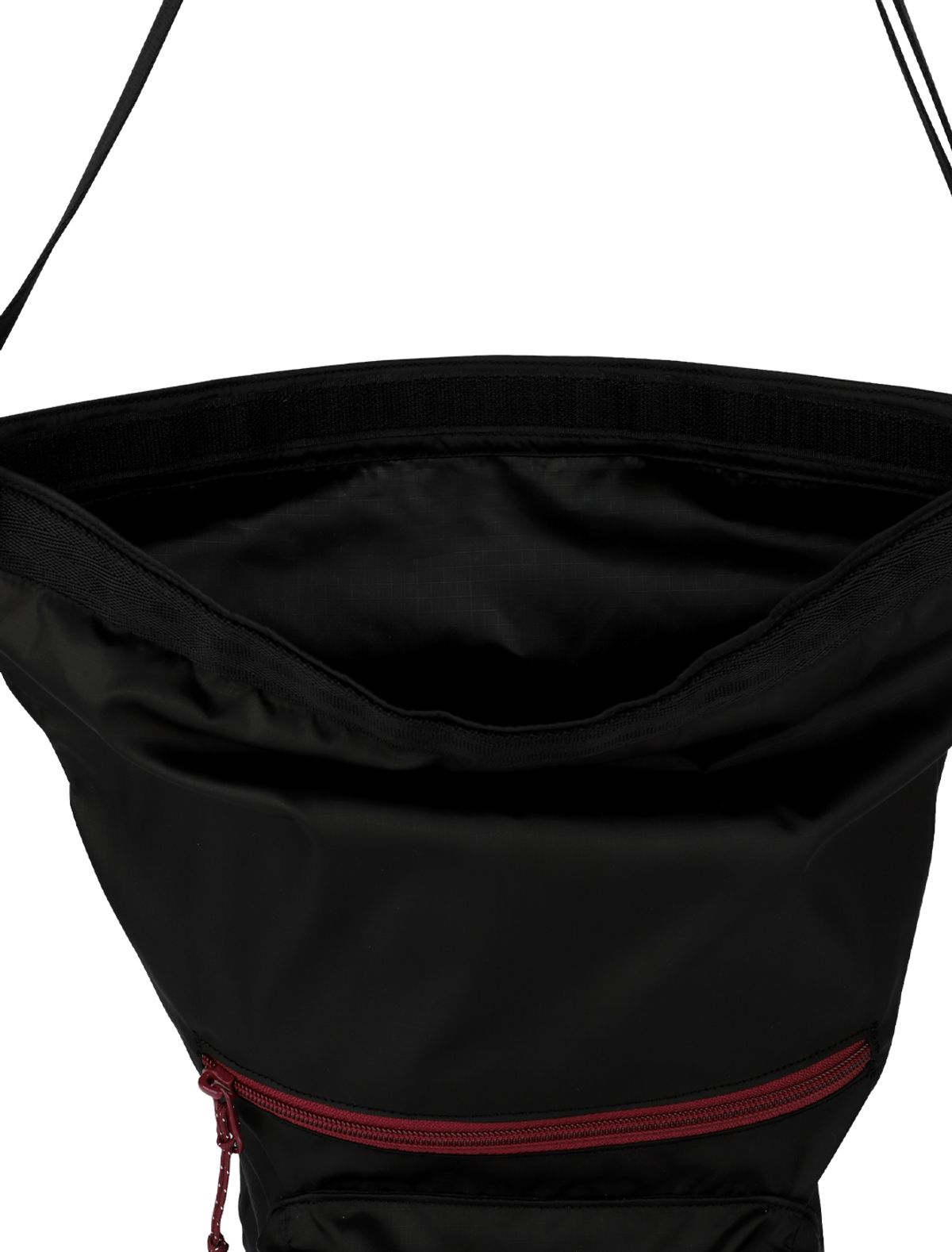 예스아이씨(YESEYESEE) Y.E.S Roll Top Cross Bag Black