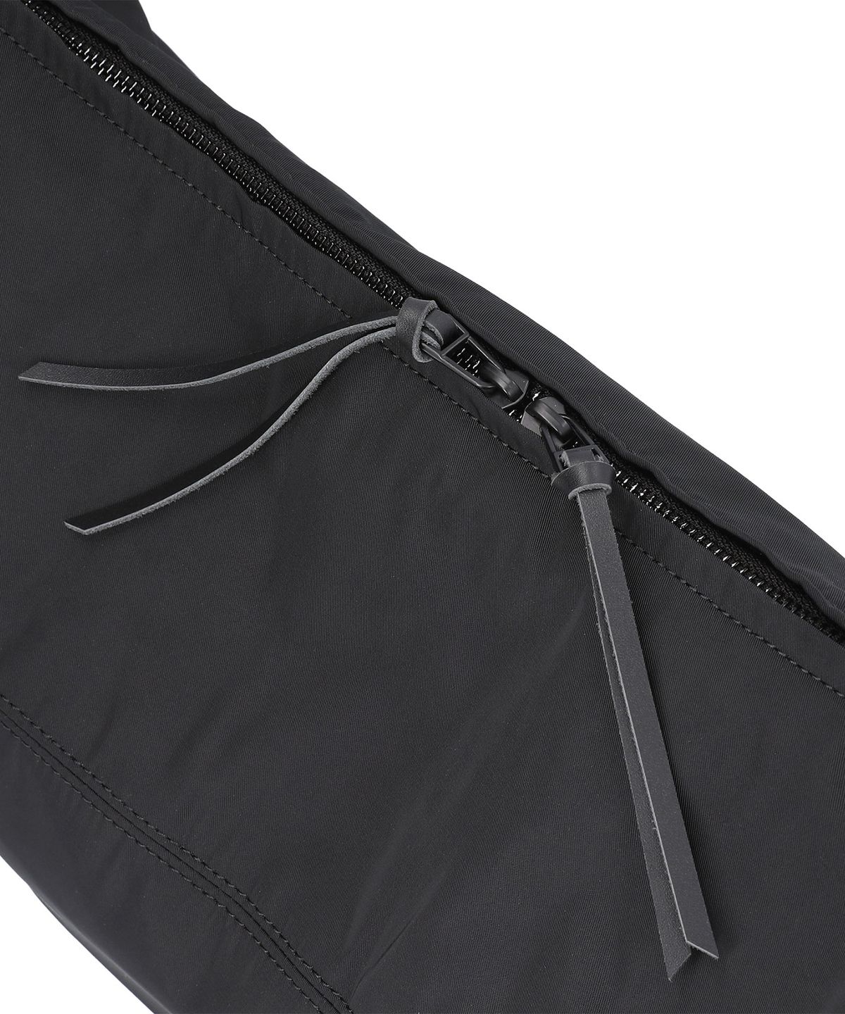 에스에스알엘(SSRL) Voyager Bag (Medium) / Black