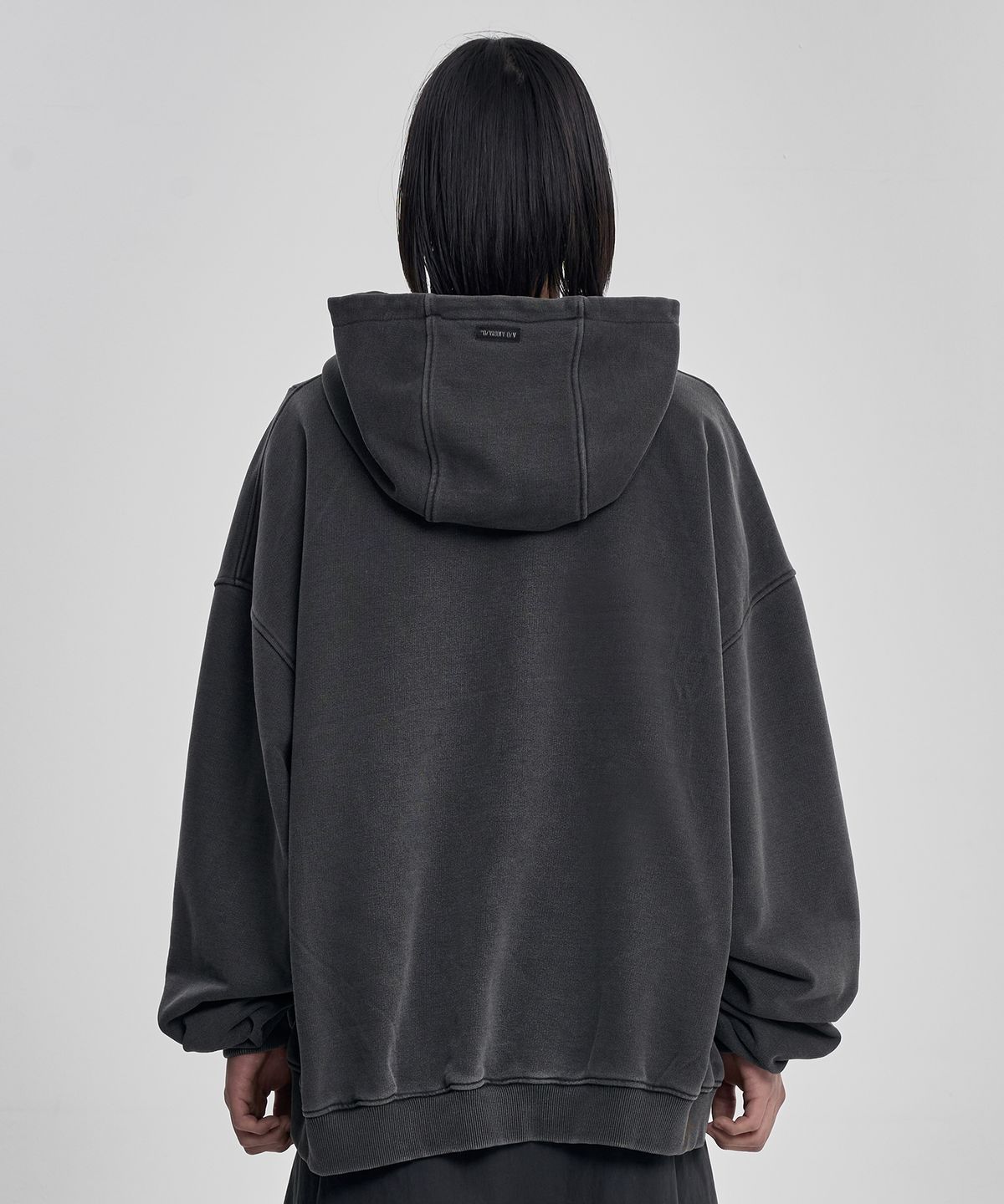 아조바이아조(AJOBYAJO) Twofold Wide Washed Hoodie [CHARCOAL]