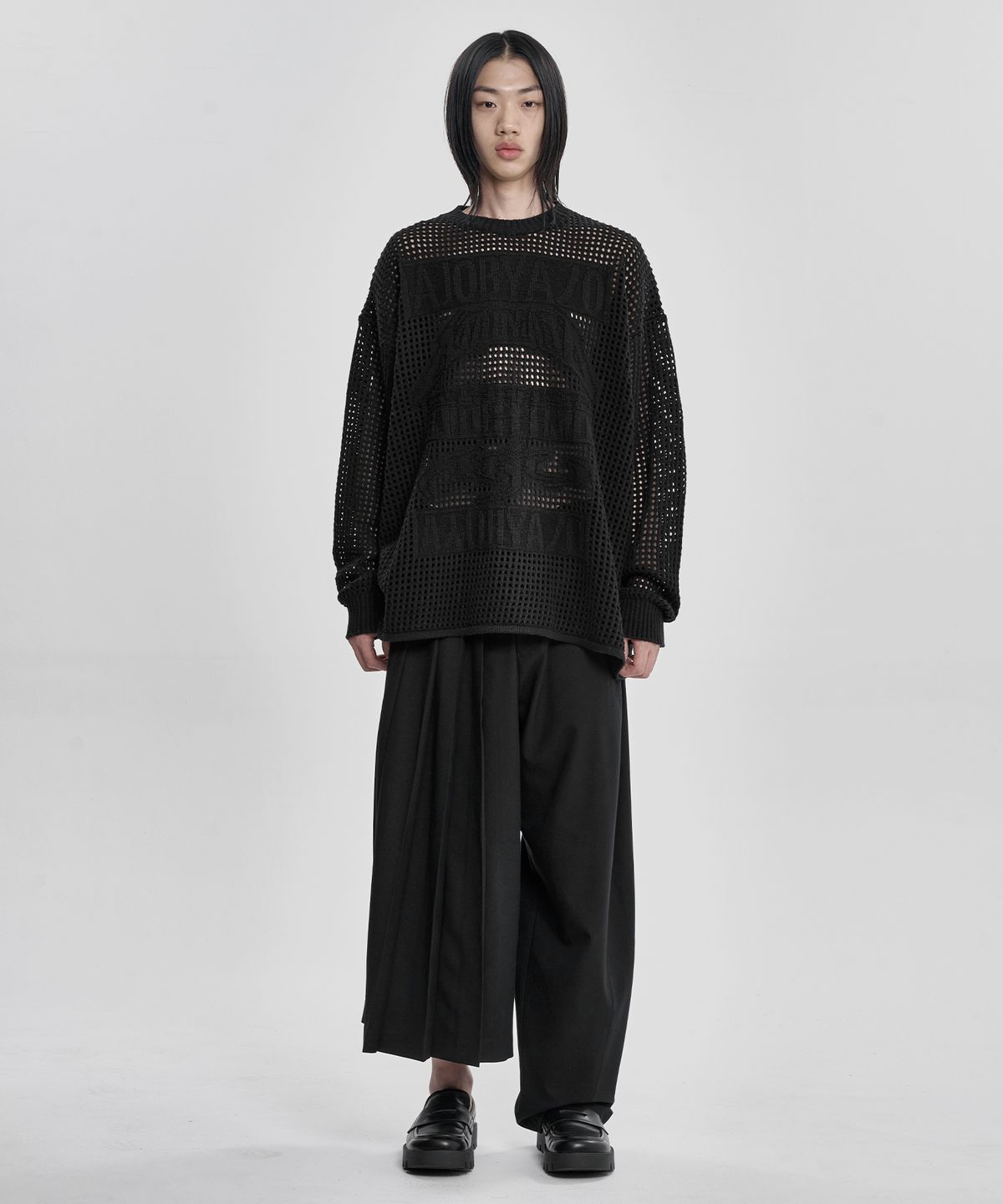 아조바이아조(AJOBYAJO) Total Logo Drop Needle Sweater [BLACK]