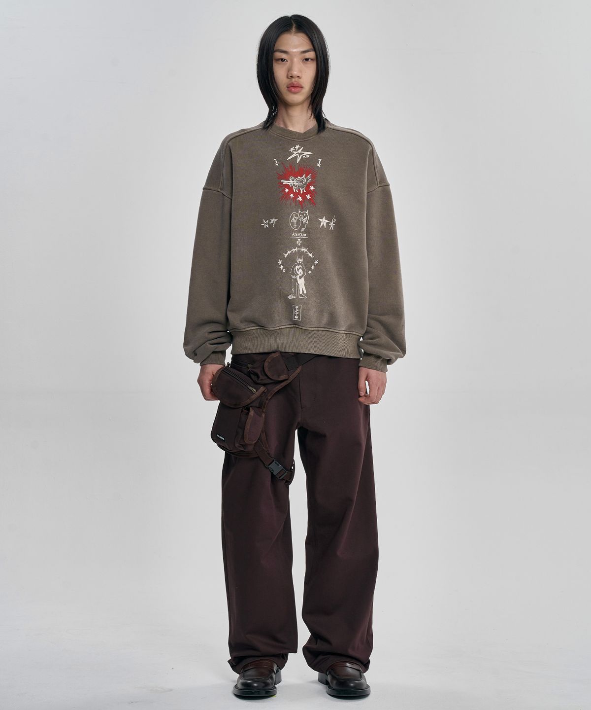 아조바이아조(AJOBYAJO) Blessing Doodle Washed Sweatshirt [BROWN]