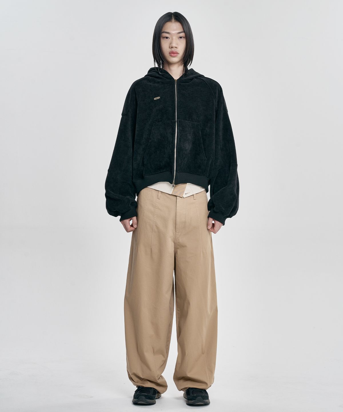 아조바이아조(AJOBYAJO) Corduroy Short Zip-Up Hoodie [BLACK]