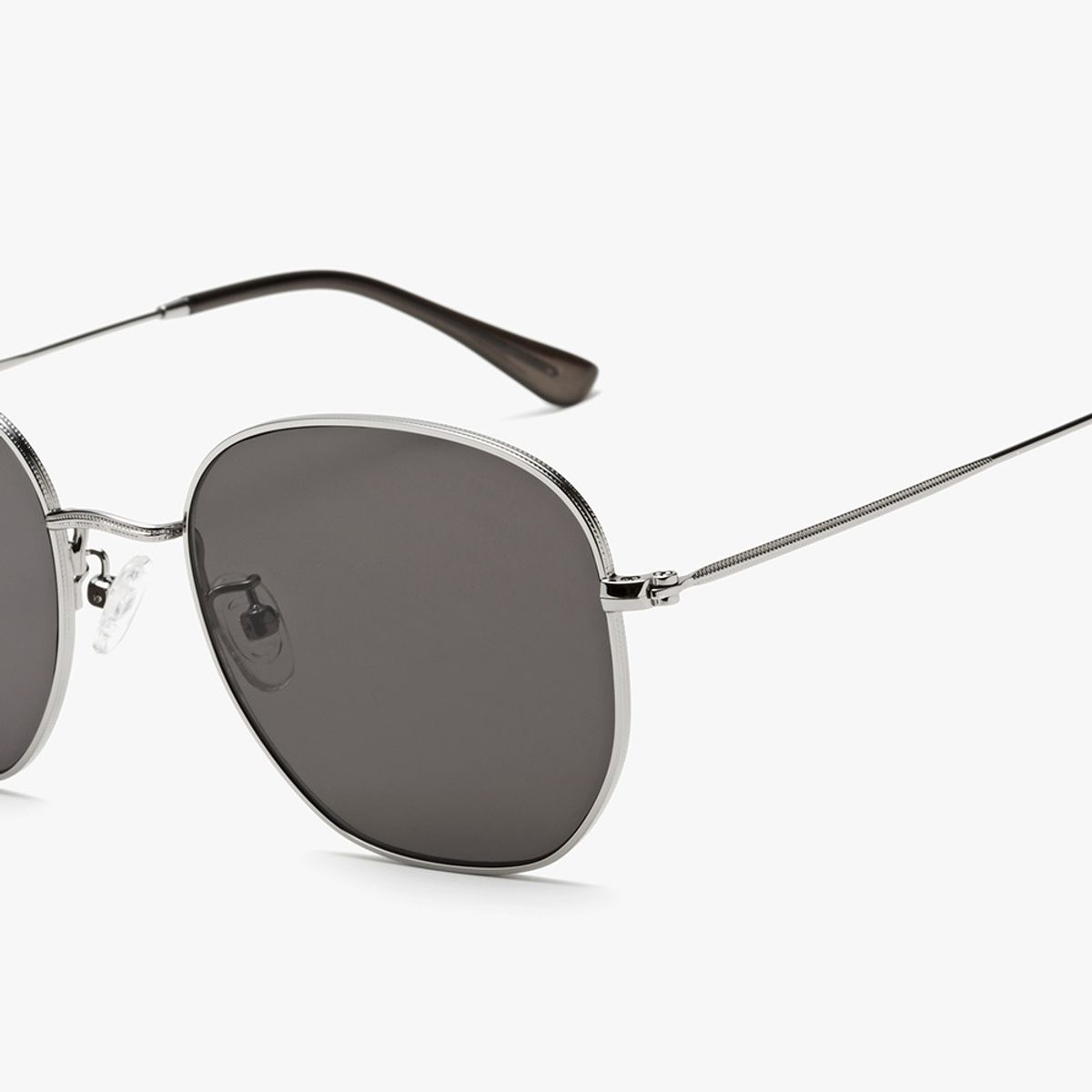룩옵티컬(LOOKOPTICAL) 선글라스(LCS4320 SHINYGUN 56)